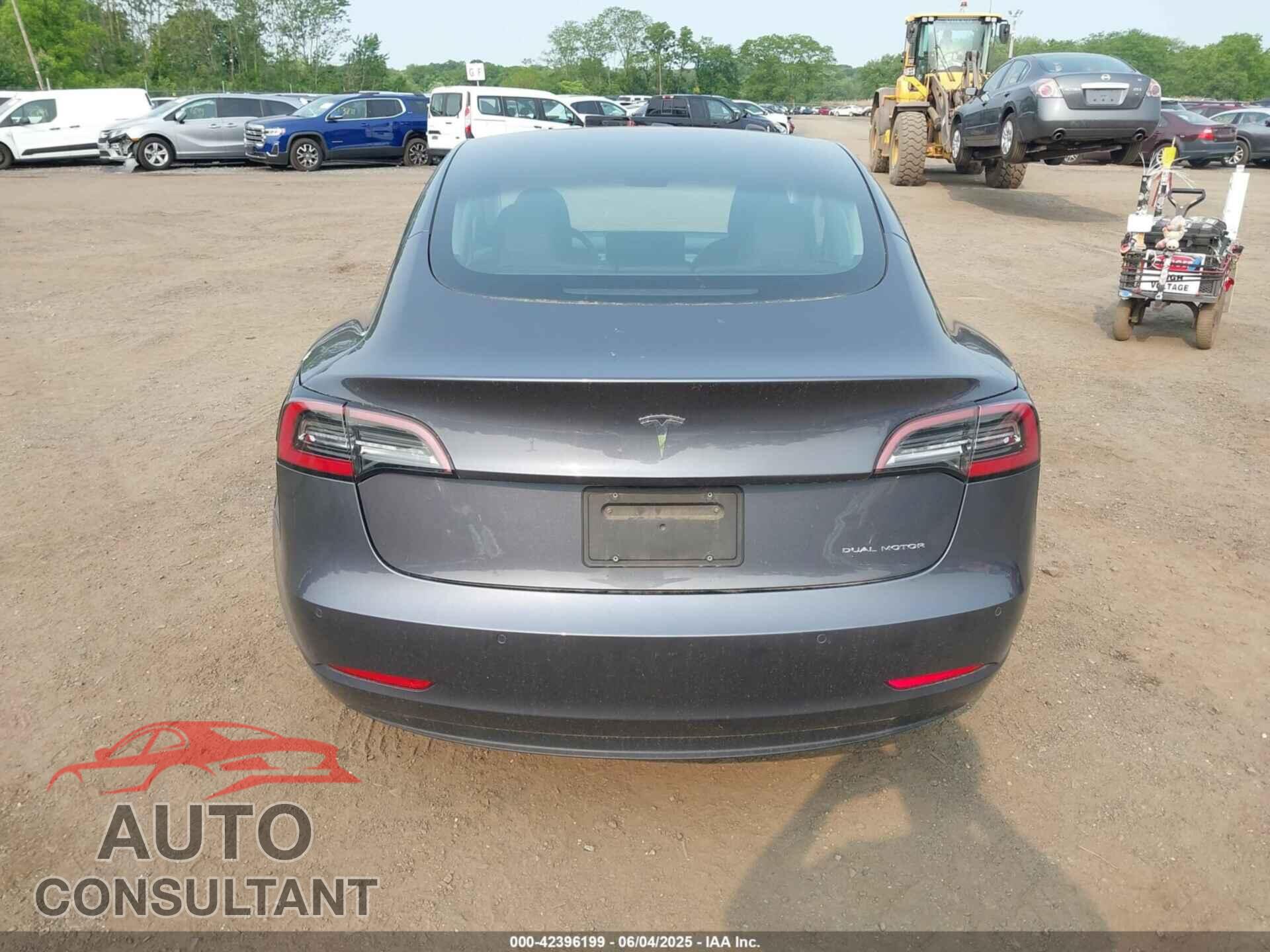 TESLA MODEL 3 2021 - 5YJ3E1EB0MF036423