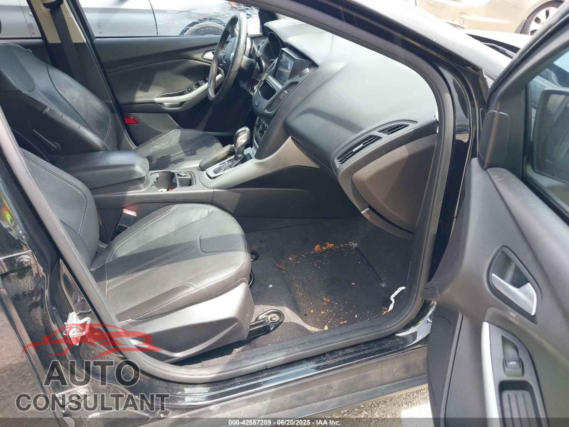 FORD FOCUS 2014 - 1FADP3F27EL231285