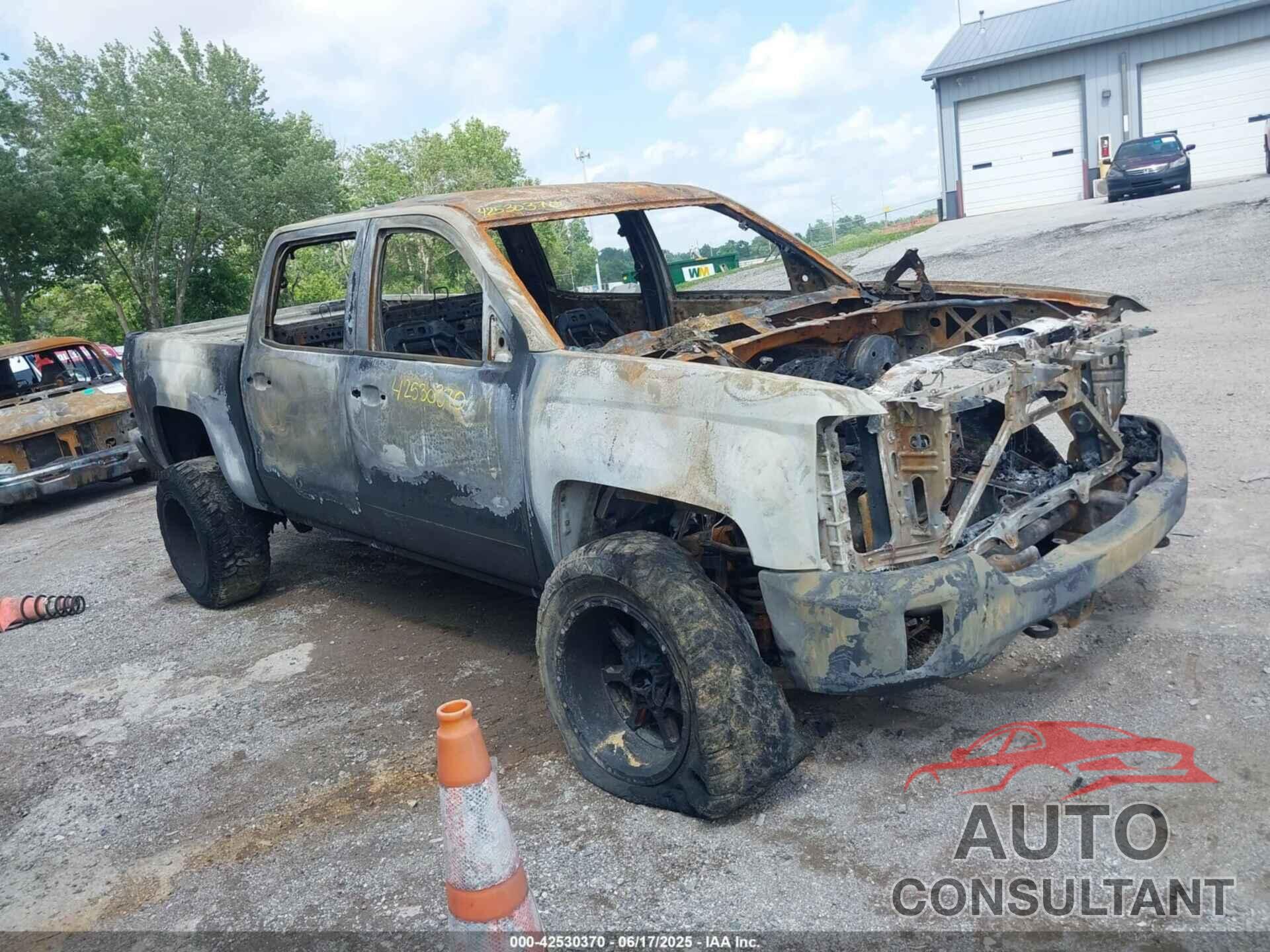 CHEVROLET SILVERADO 1500 2017 - 3GCUKREH4HG163532