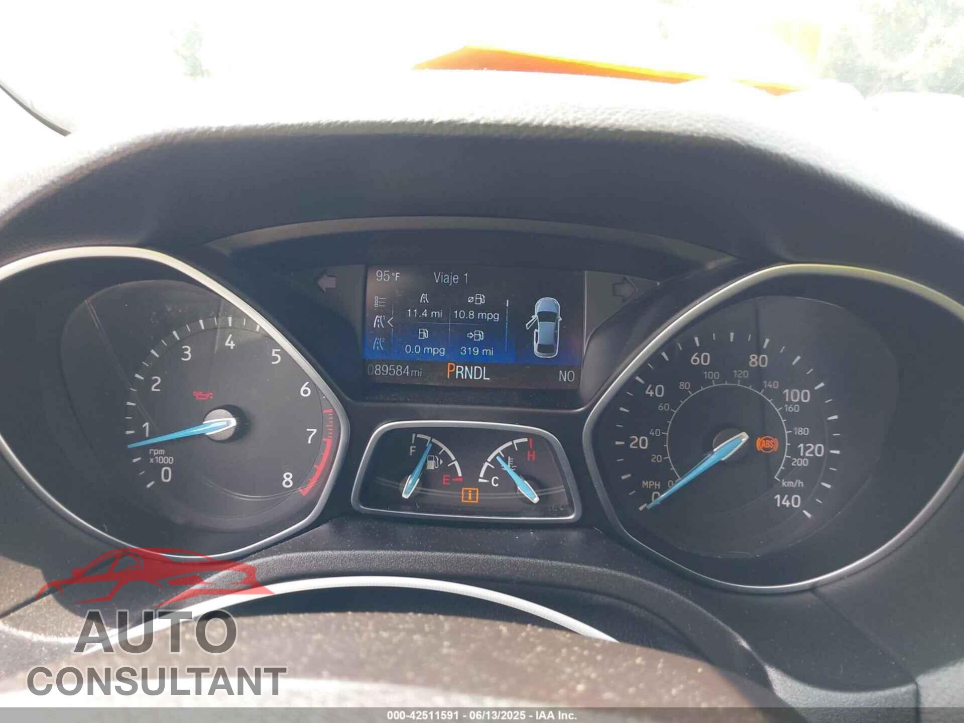 FORD FOCUS 2015 - 1FADP3F25FL301755