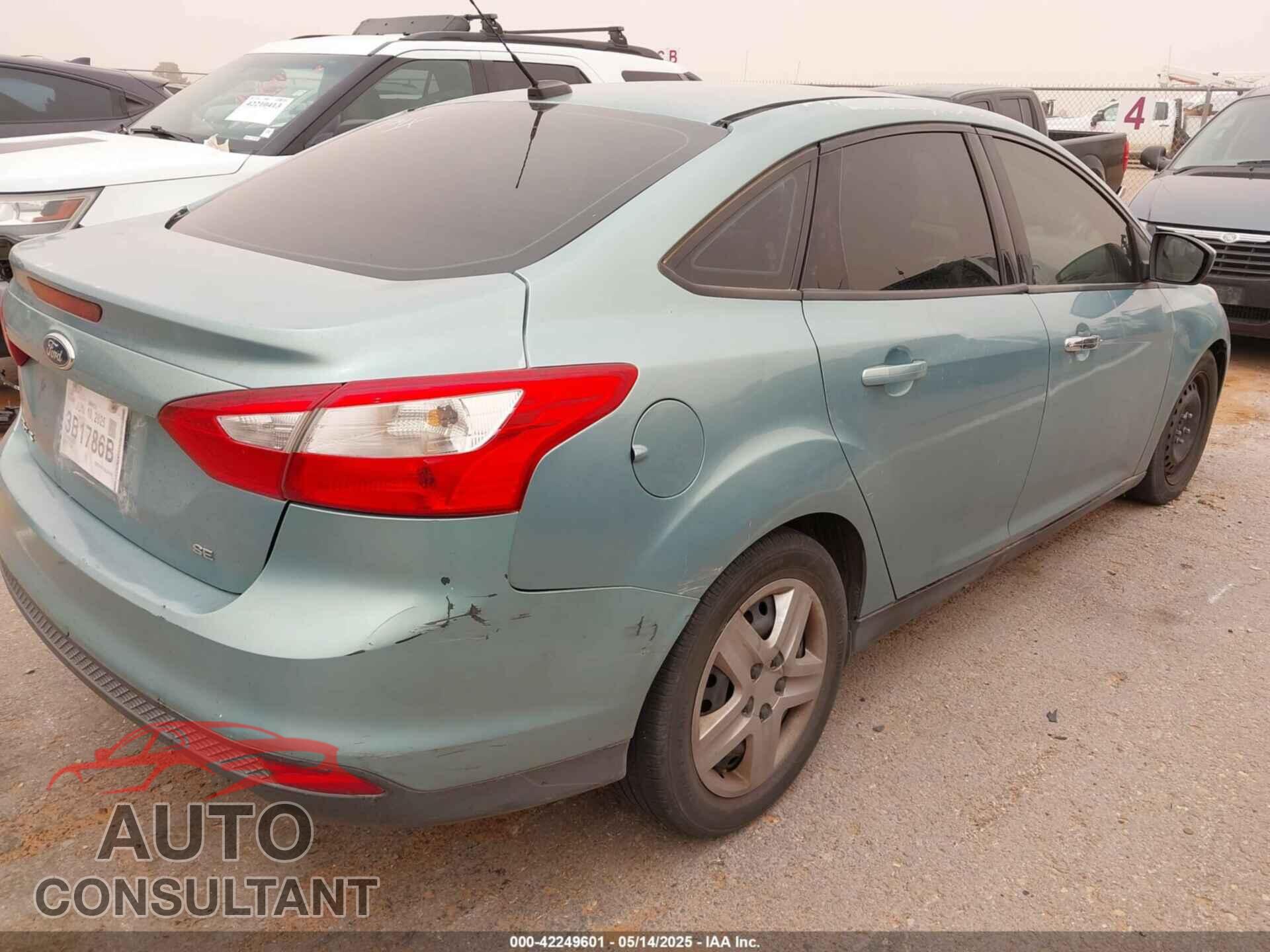 FORD FOCUS 2012 - 1FAHP3F21CL119547