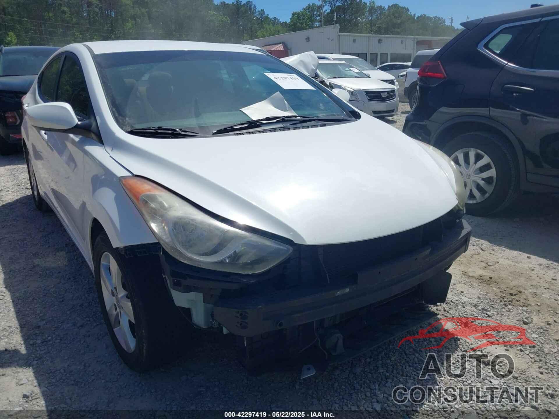 HYUNDAI ELANTRA 2013 - 5NPDH4AE2DH421139