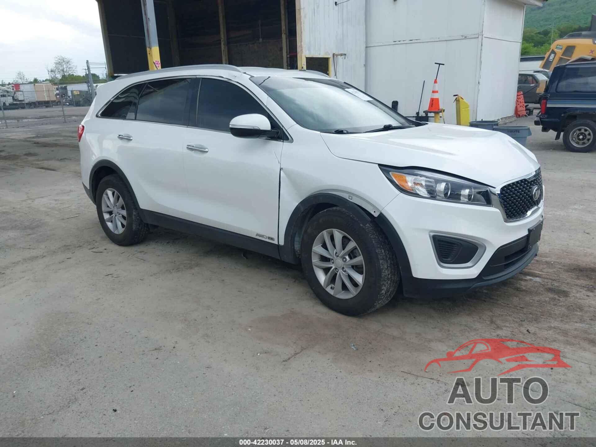 KIA SORENTO 2017 - 5XYPGDA58HG335914