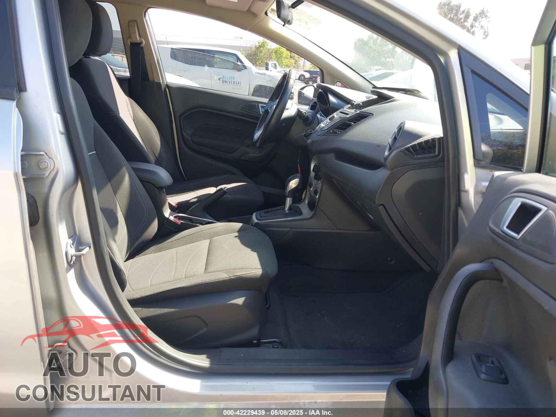 FORD FIESTA 2014 - 3FADP4EJ8EM121567