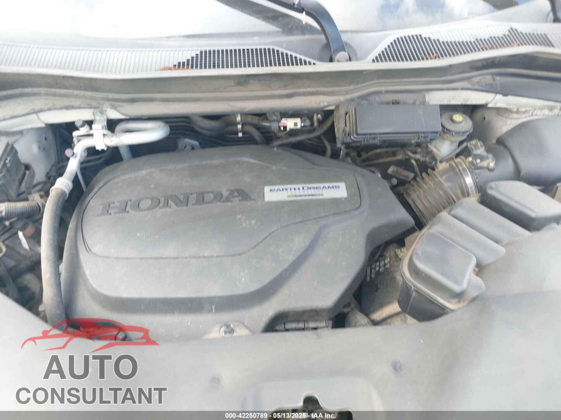 HONDA PILOT 2018 - 5FNYF5H5XJB009807