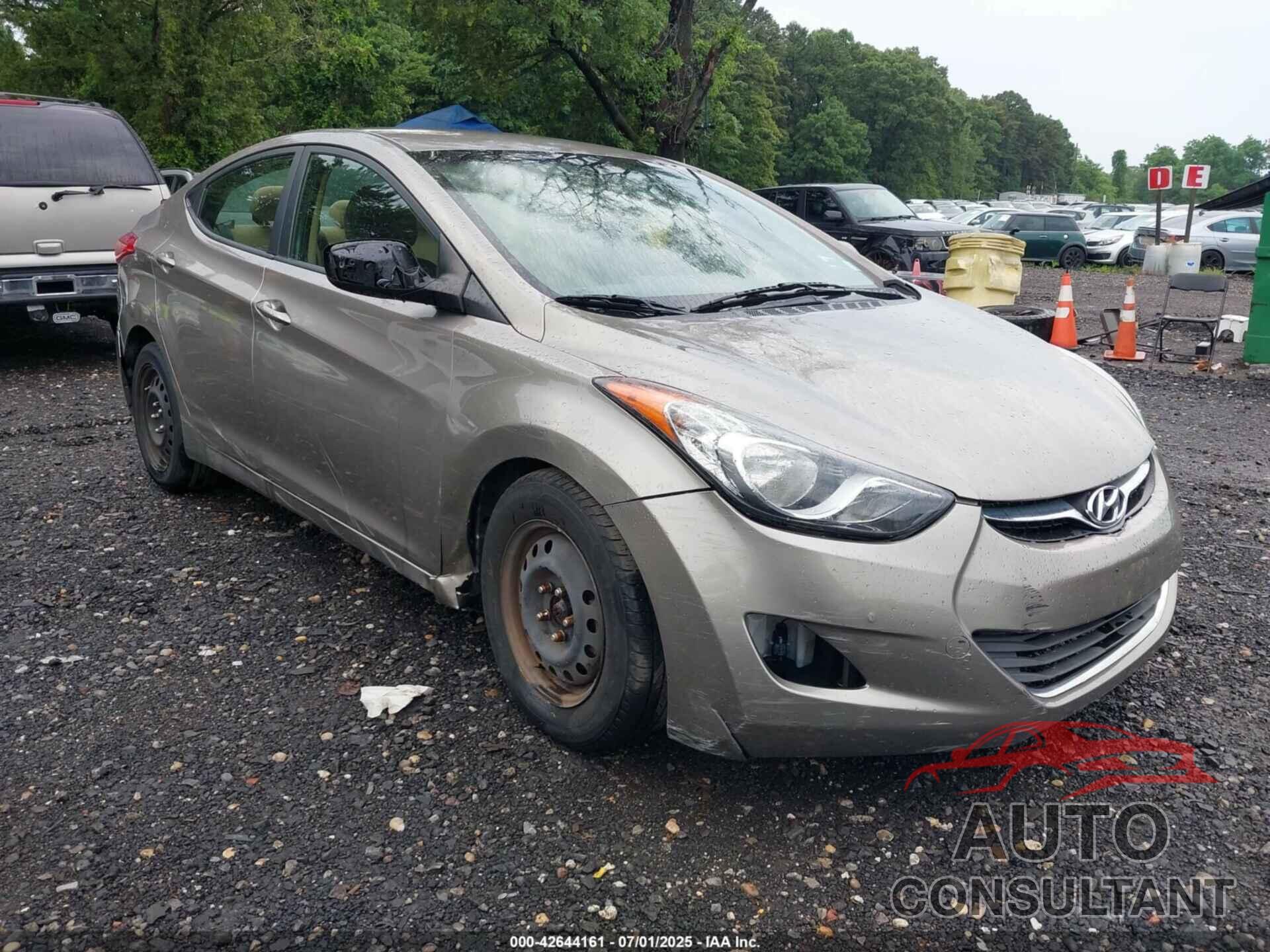 HYUNDAI ELANTRA 2013 - 5NPDH4AE4DH191149