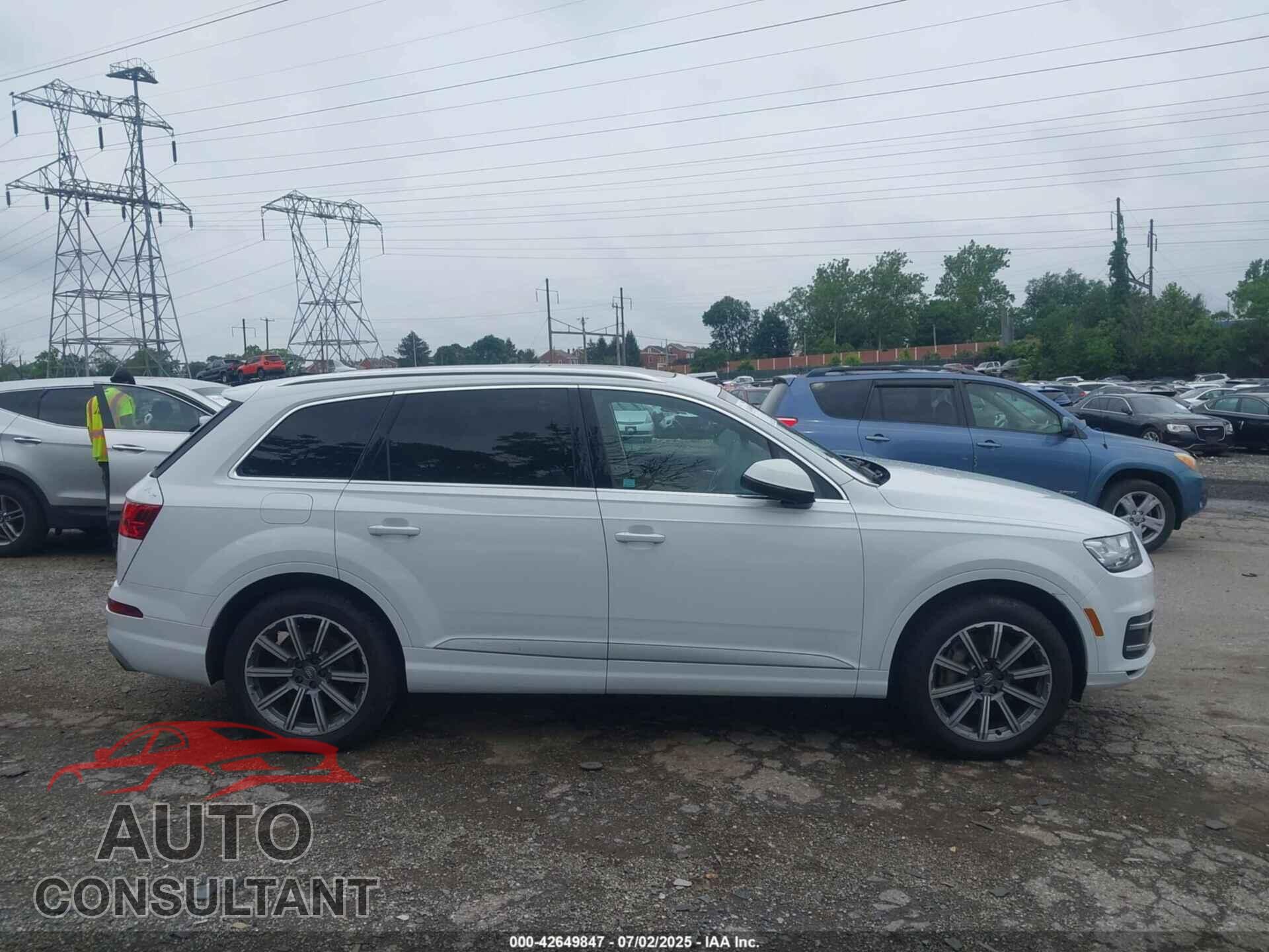 AUDI Q7 2017 - WA1LAAF74HD057367