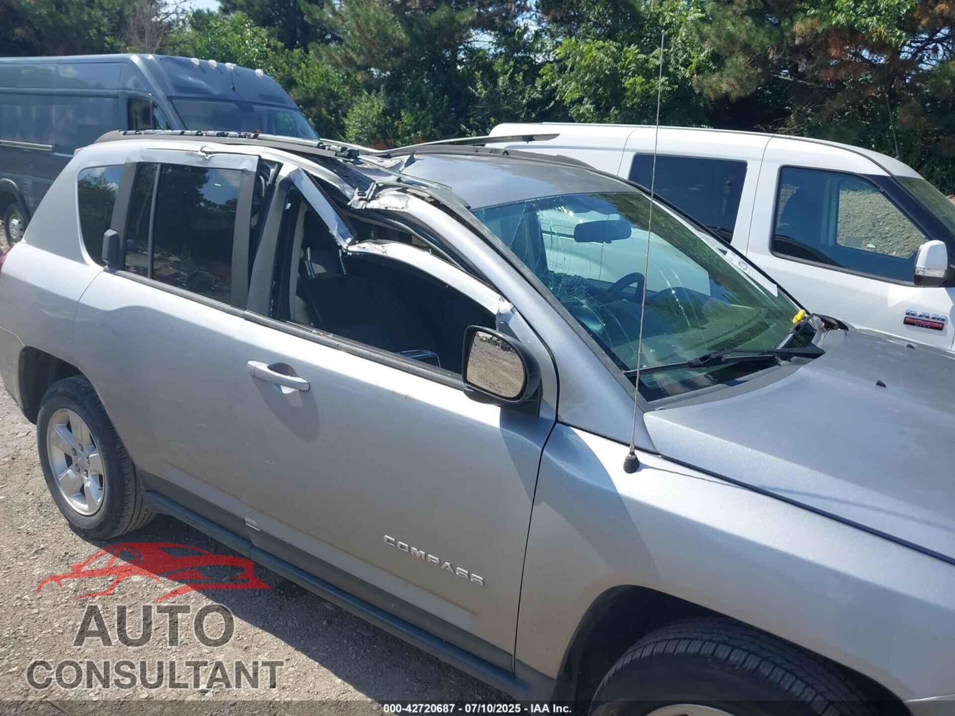 JEEP COMPASS 2015 - 1C4NJCBA3FD156139