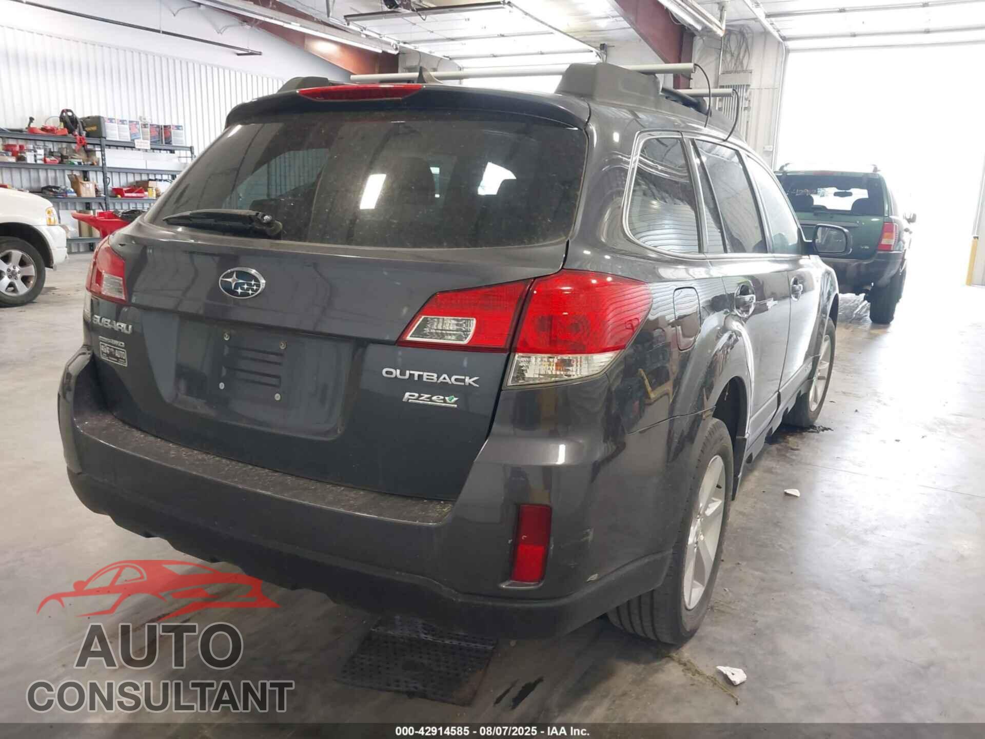 SUBARU OUTBACK 2014 - 4S4BRBKC8E3252131