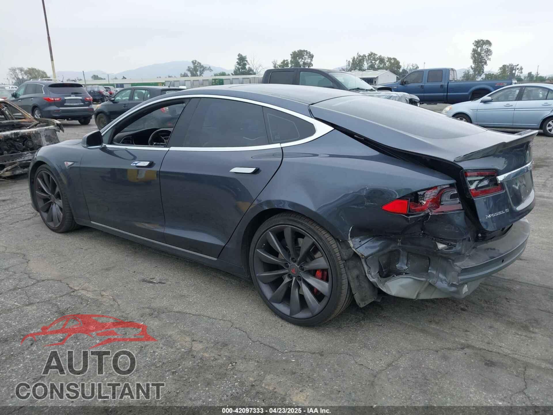 TESLA MODEL S 2016 - 5YJSA1E45GF143853