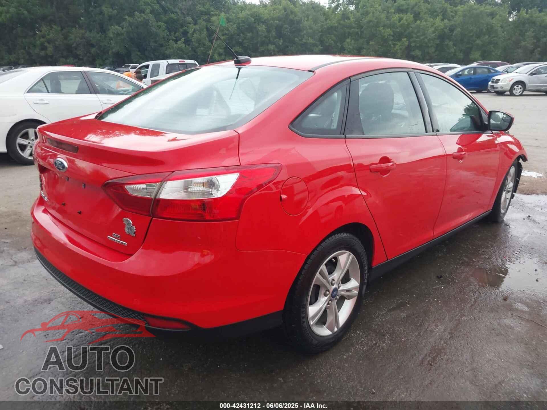 FORD FOCUS 2013 - 1FADP3F27DL144811