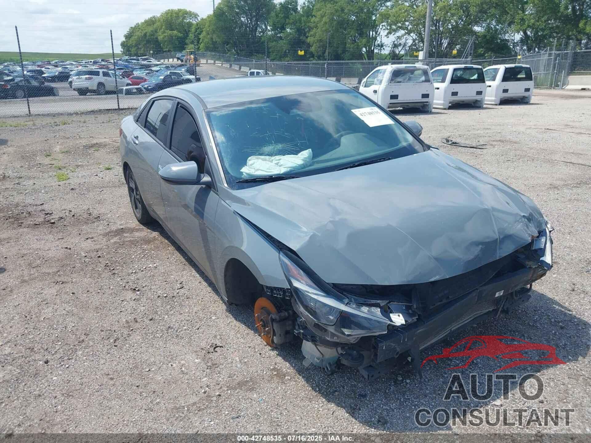 HYUNDAI ELANTRA 2022 - KMHLM4AG3NU338346