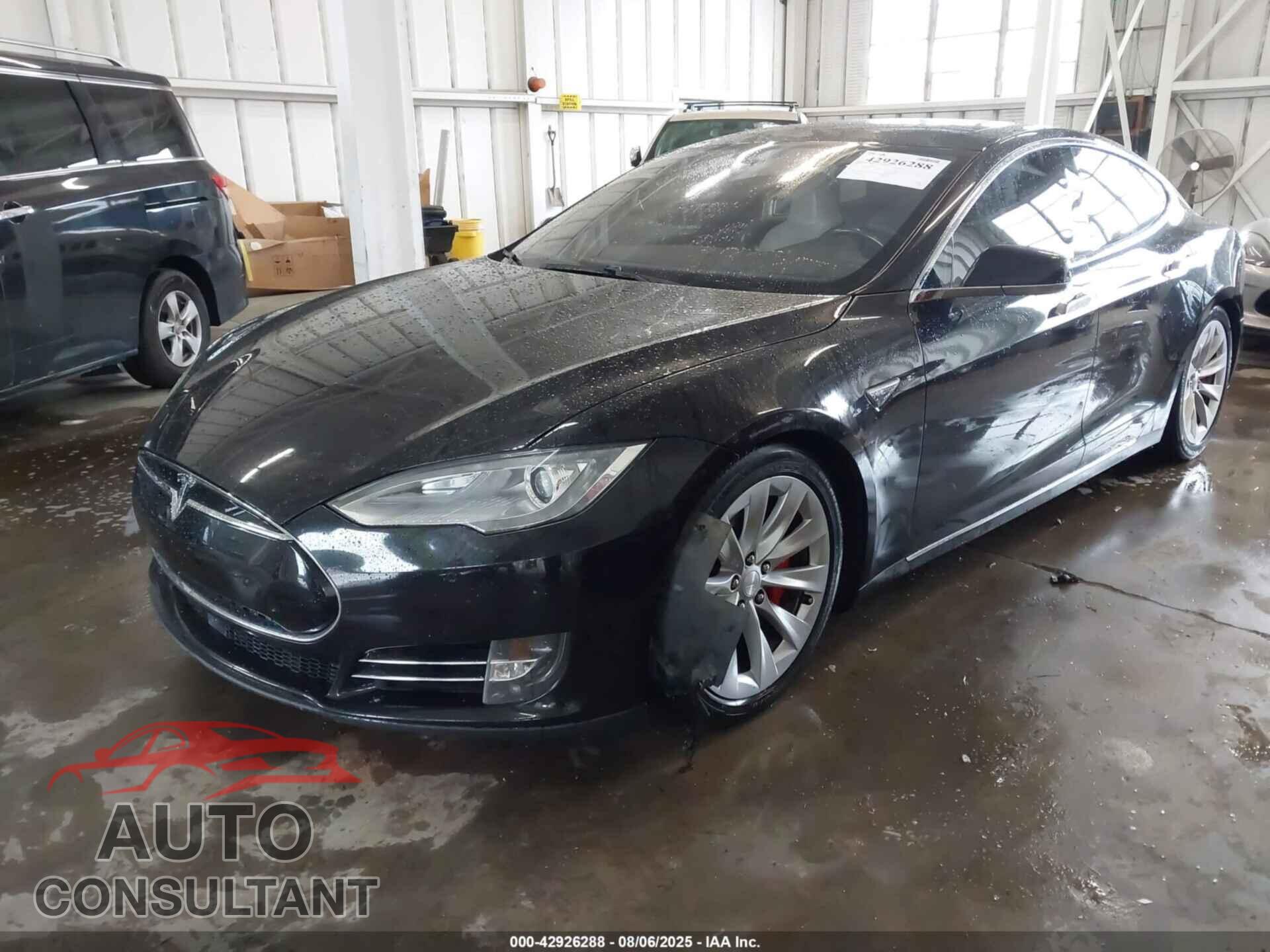 TESLA MODEL S 2016 - 5YJSA1E40GF136499