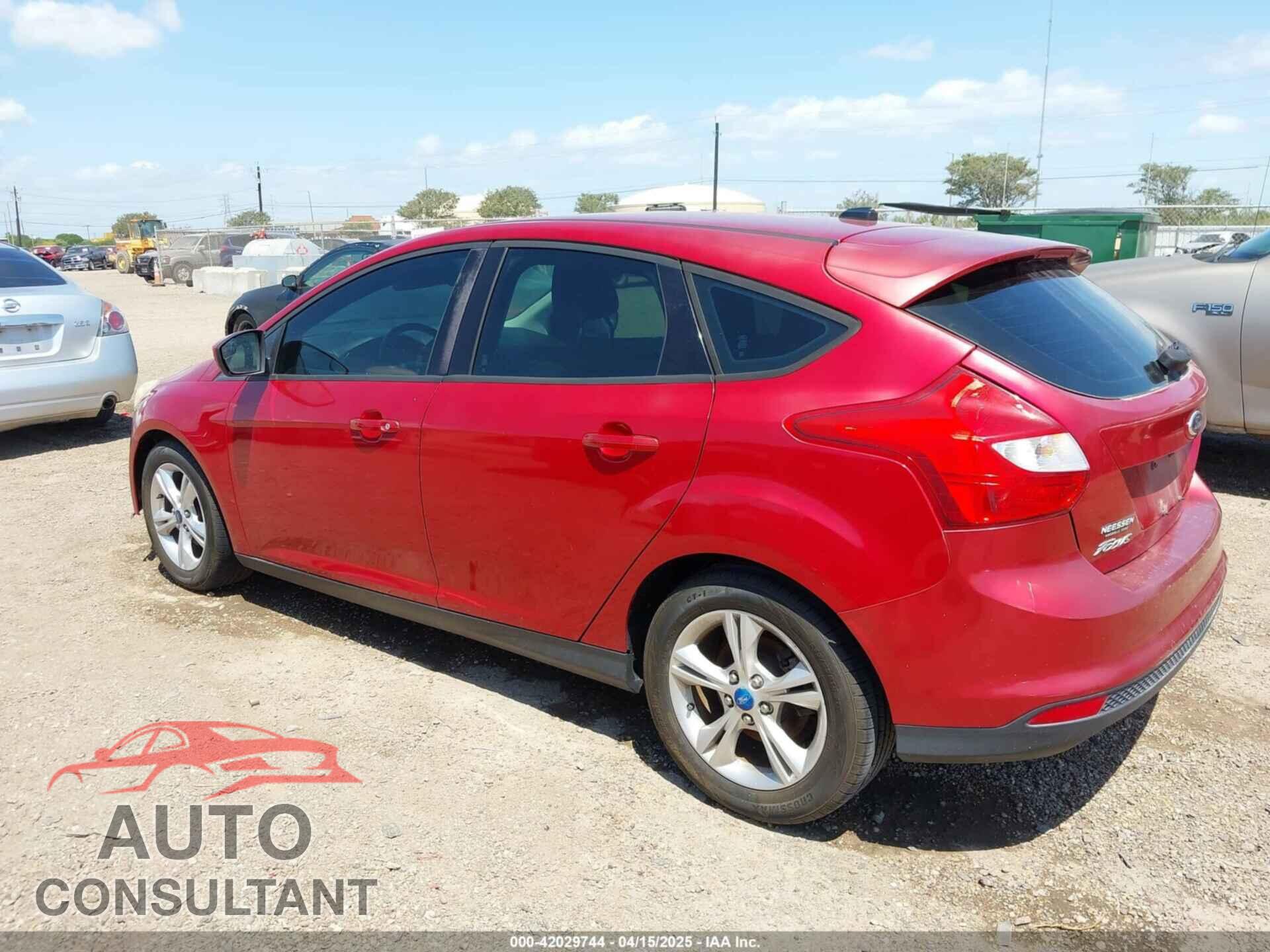 FORD FOCUS 2012 - 1FAHP3K26CL342768
