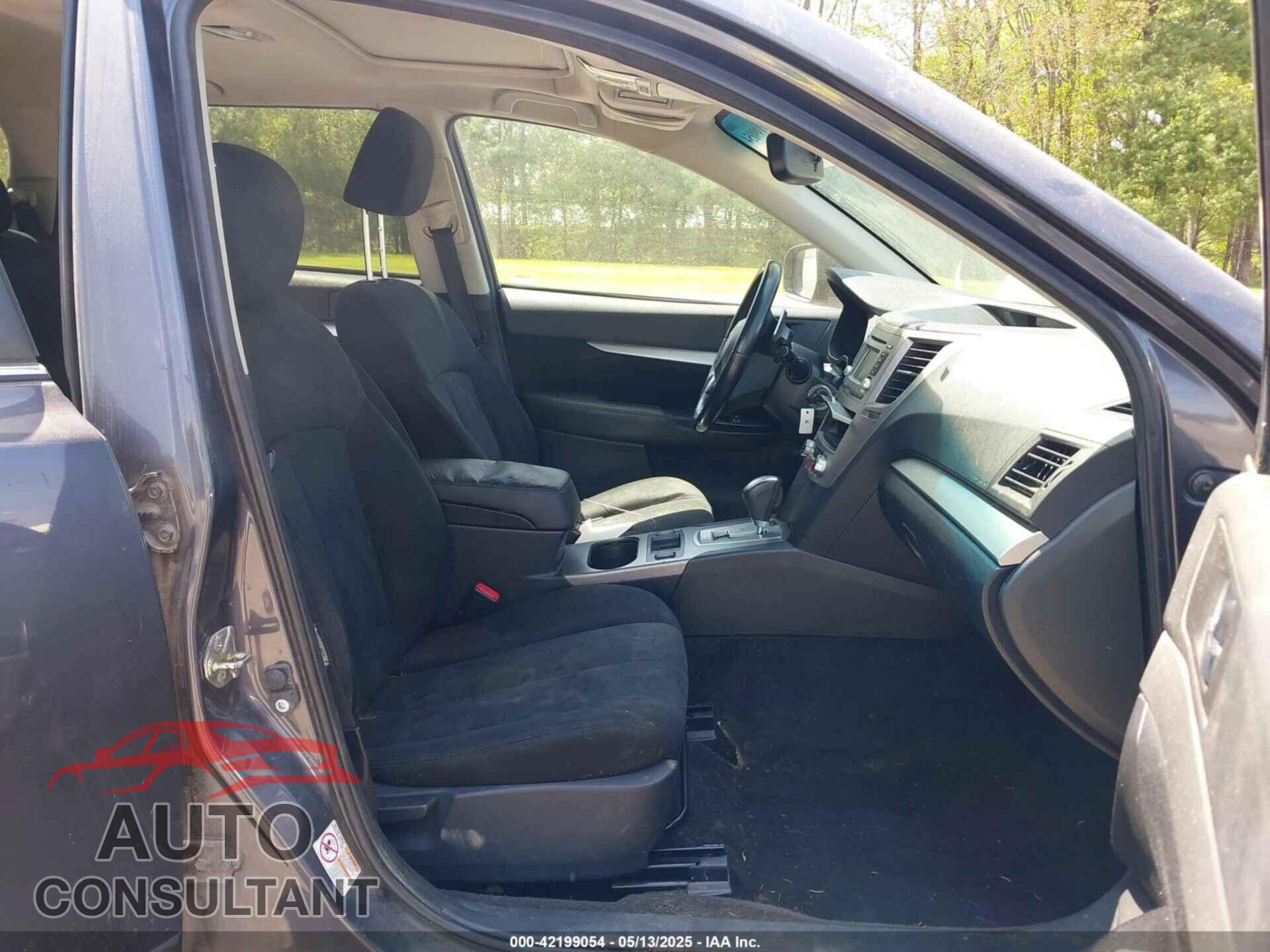 SUBARU OUTBACK 2014 - 4S4BRBDC4E3289870