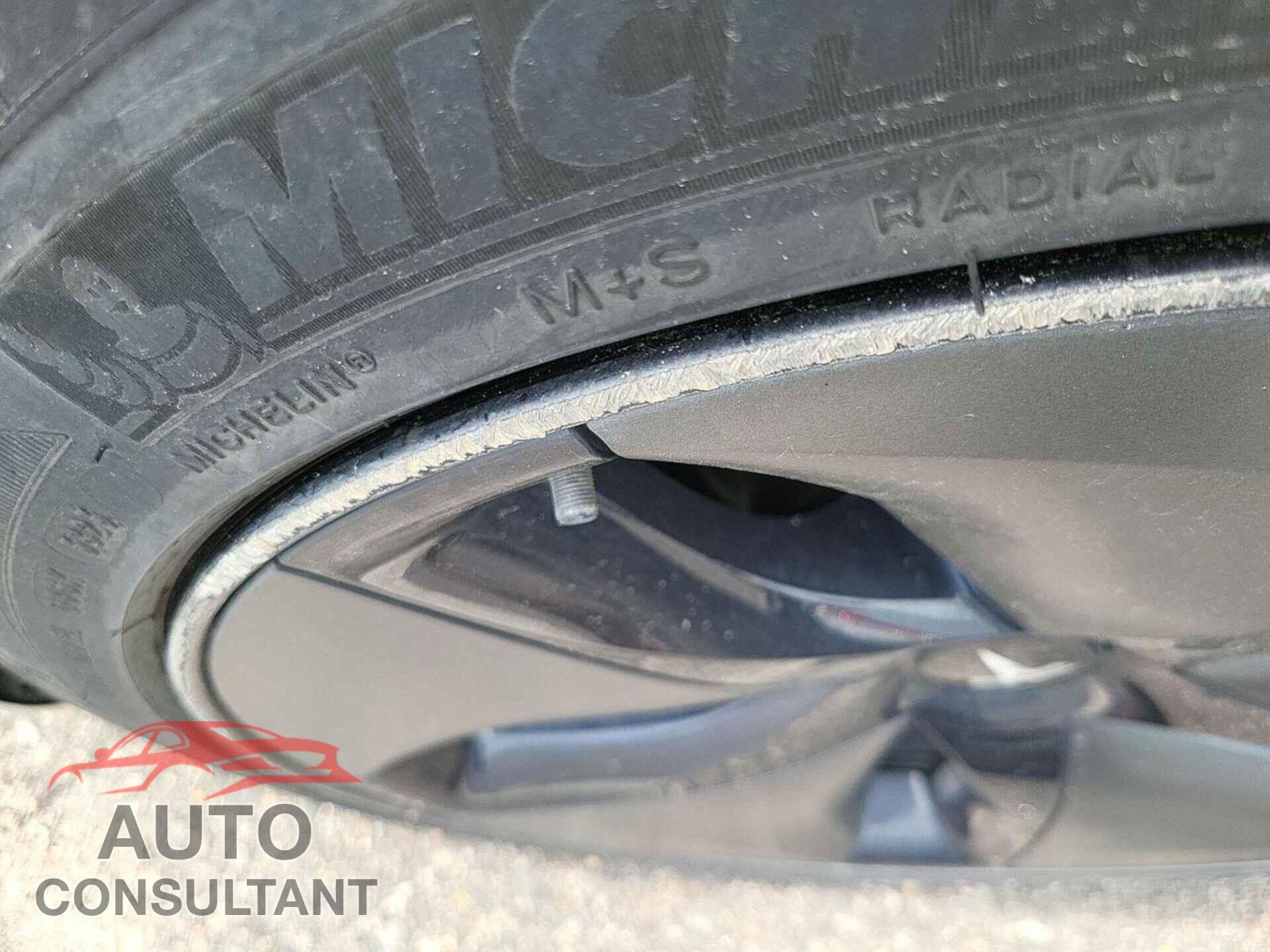 TESLA MODEL 3 2020 - 5YJ3E1EB3LF636884
