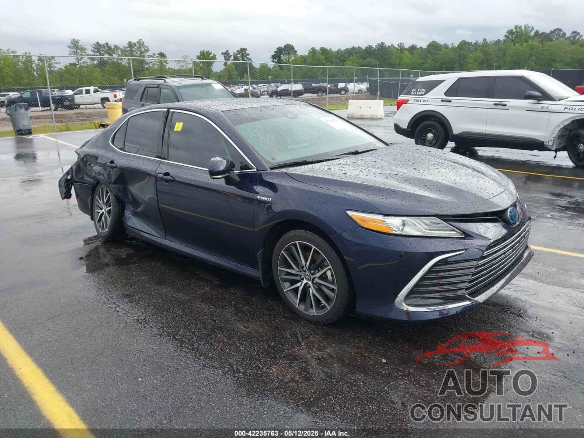 TOYOTA CAMRY 2021 - 4T1F31AK4MU546558