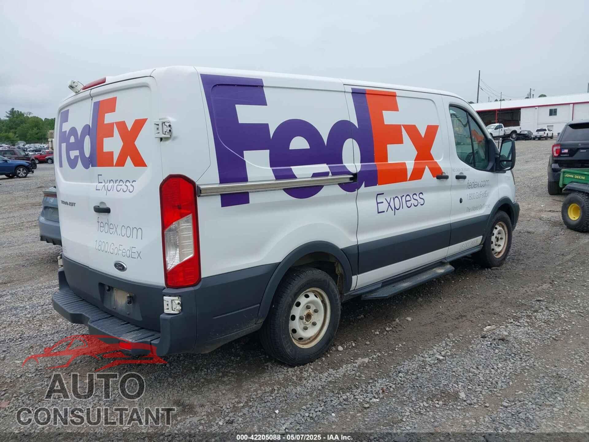 FORD TRANSIT-150 2015 - 1FTNE1YM2FKB19797