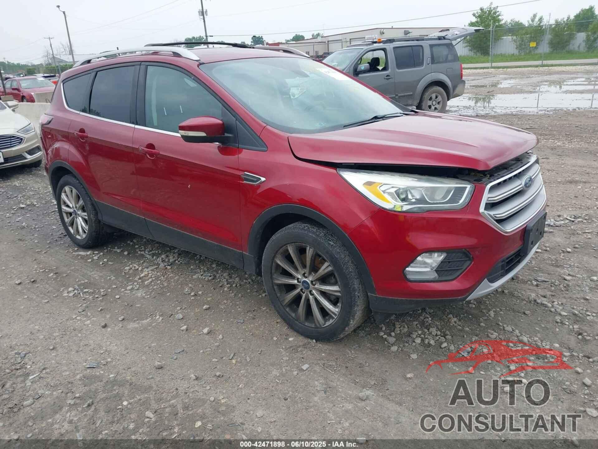 FORD ESCAPE 2017 - 1FMCU0J93HUA25876