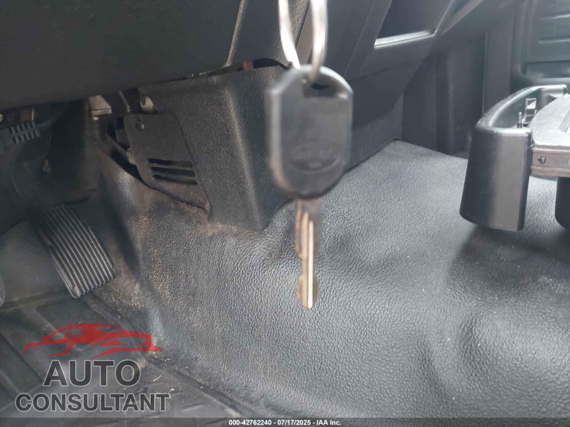 FORD F150 2013 - 1FTMF1CM4DKG02401