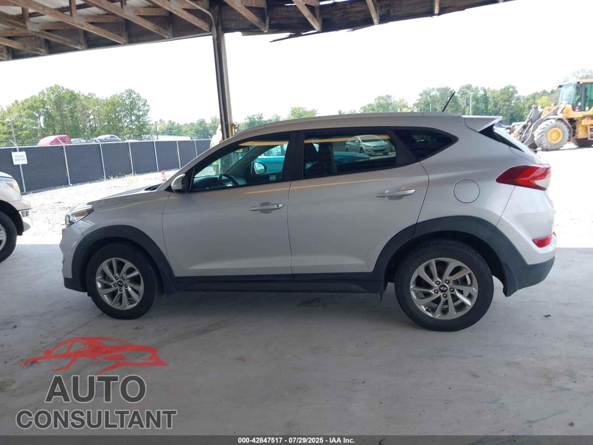 HYUNDAI TUCSON 2016 - KM8J3CA41GU249727