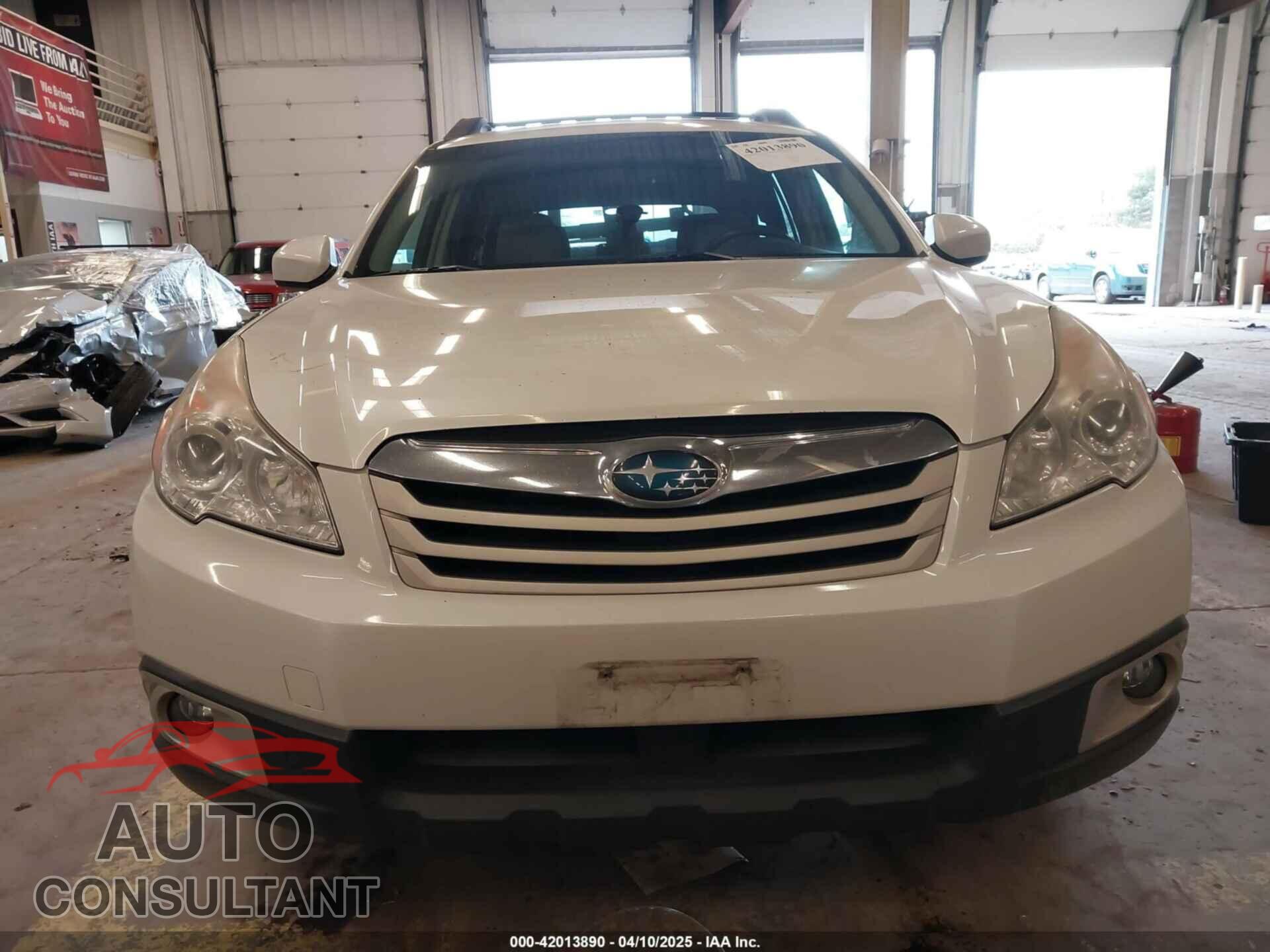 SUBARU OUTBACK 2011 - 4S4BRBCC3B3384689