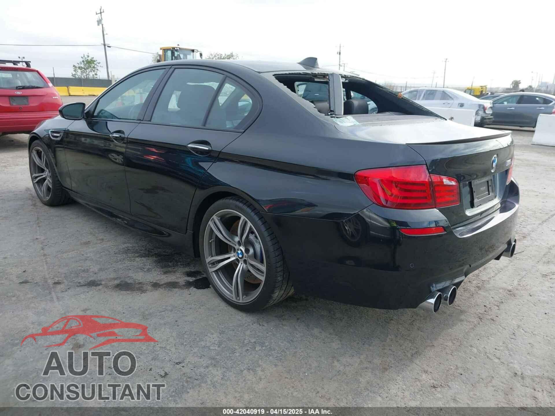 BMW M5 2013 - WBSFV9C52DD095496
