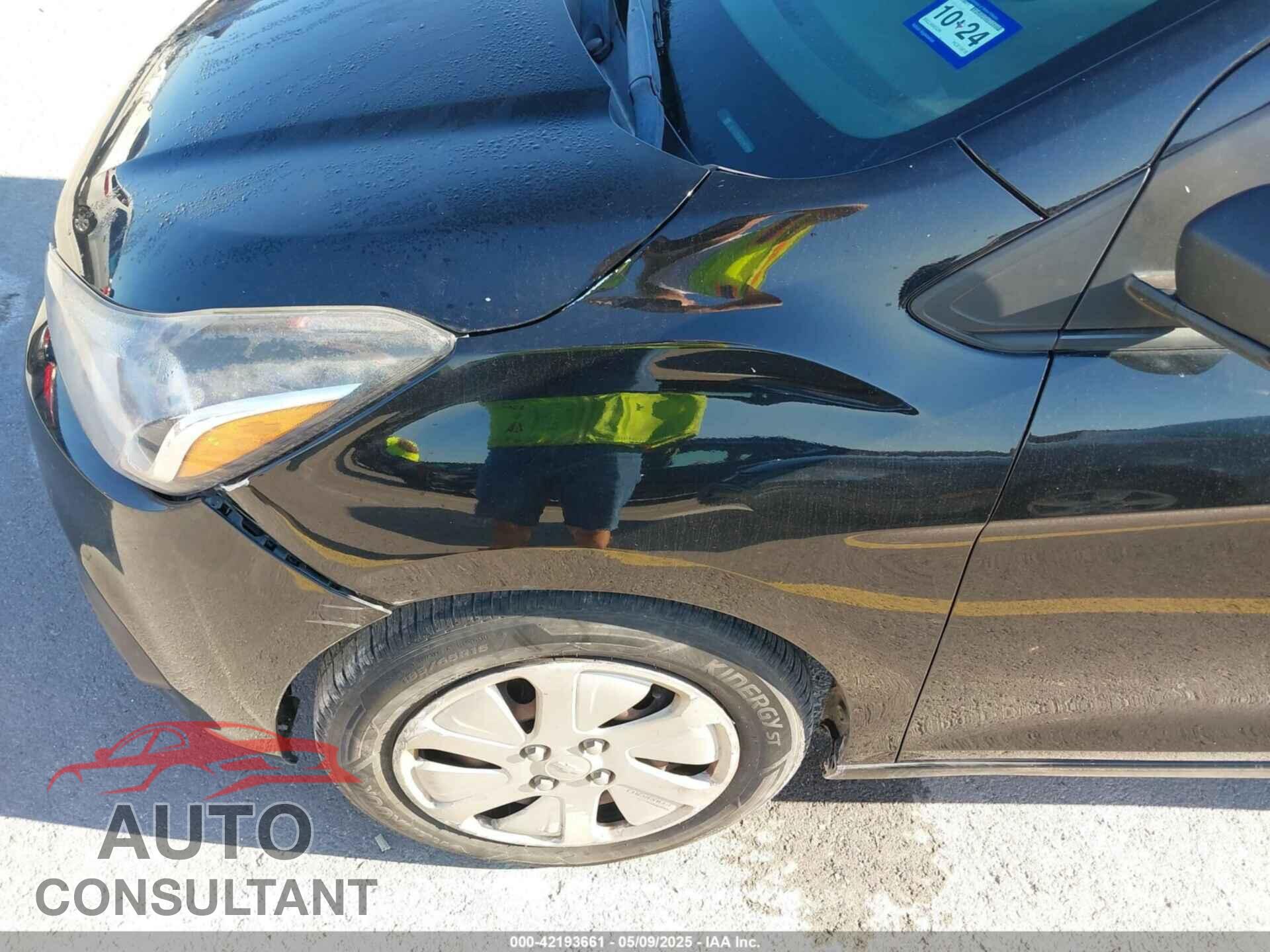 CHEVROLET SPARK 2017 - KL8CB6SA3HC815618