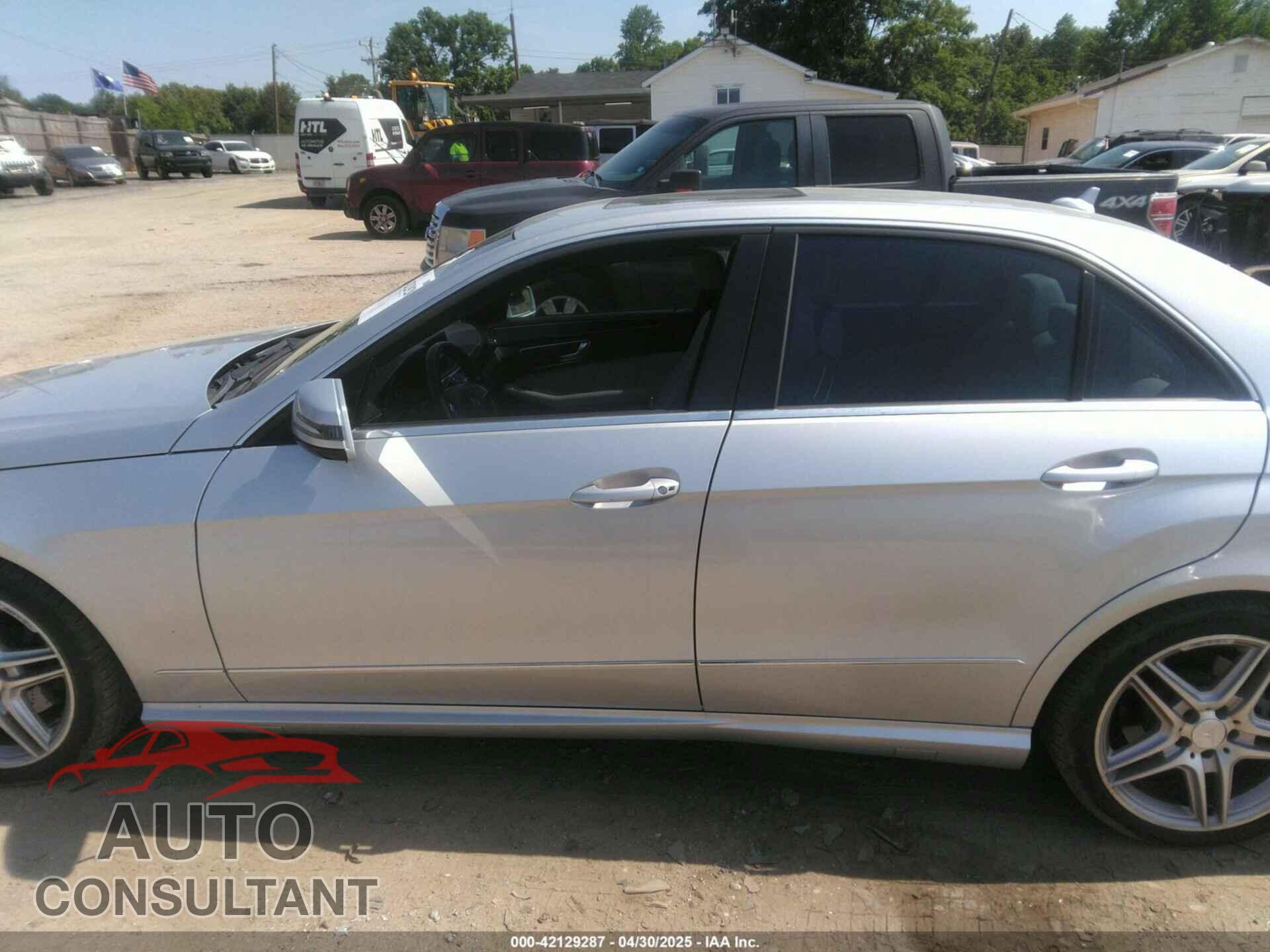 MERCEDES-BENZ E 350 2013 - WDDHF5KBXDA697261