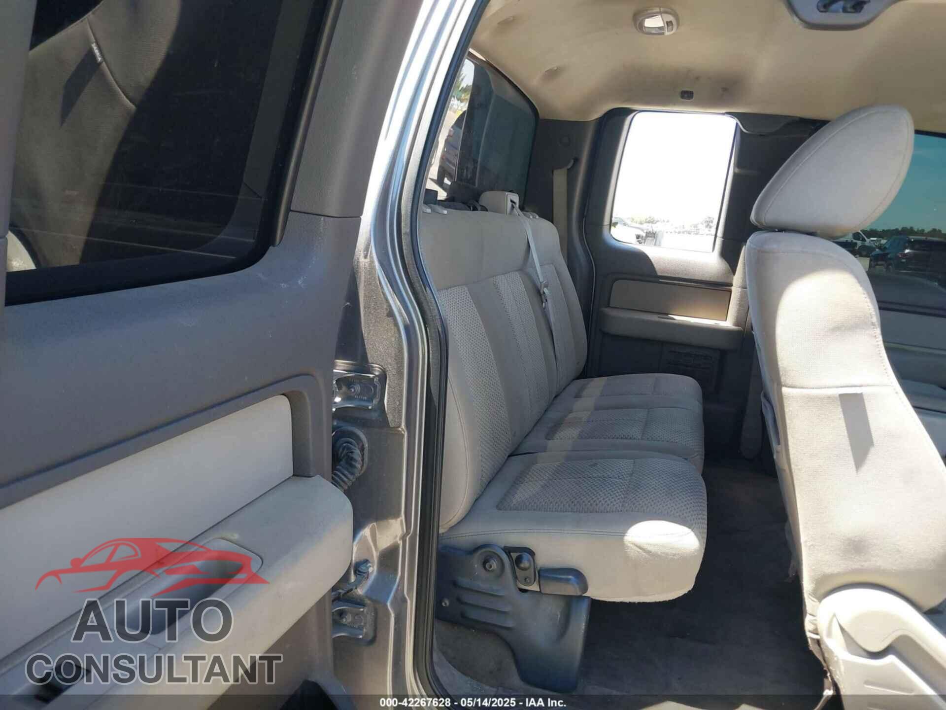 FORD F-150 2010 - 1FTFX1EV5AFA68356