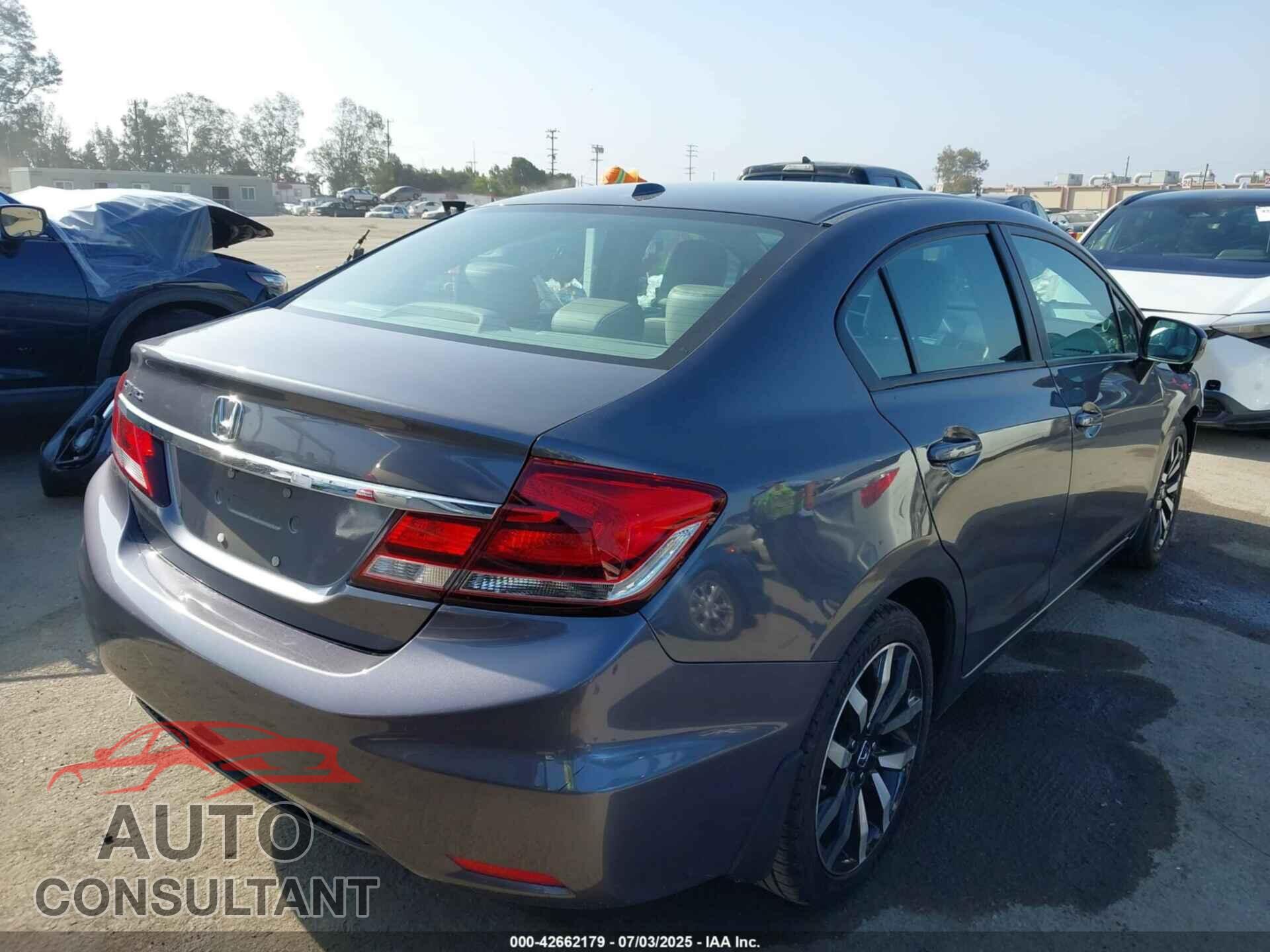 HONDA CIVIC 2015 - 2HGFB2F98FH520832