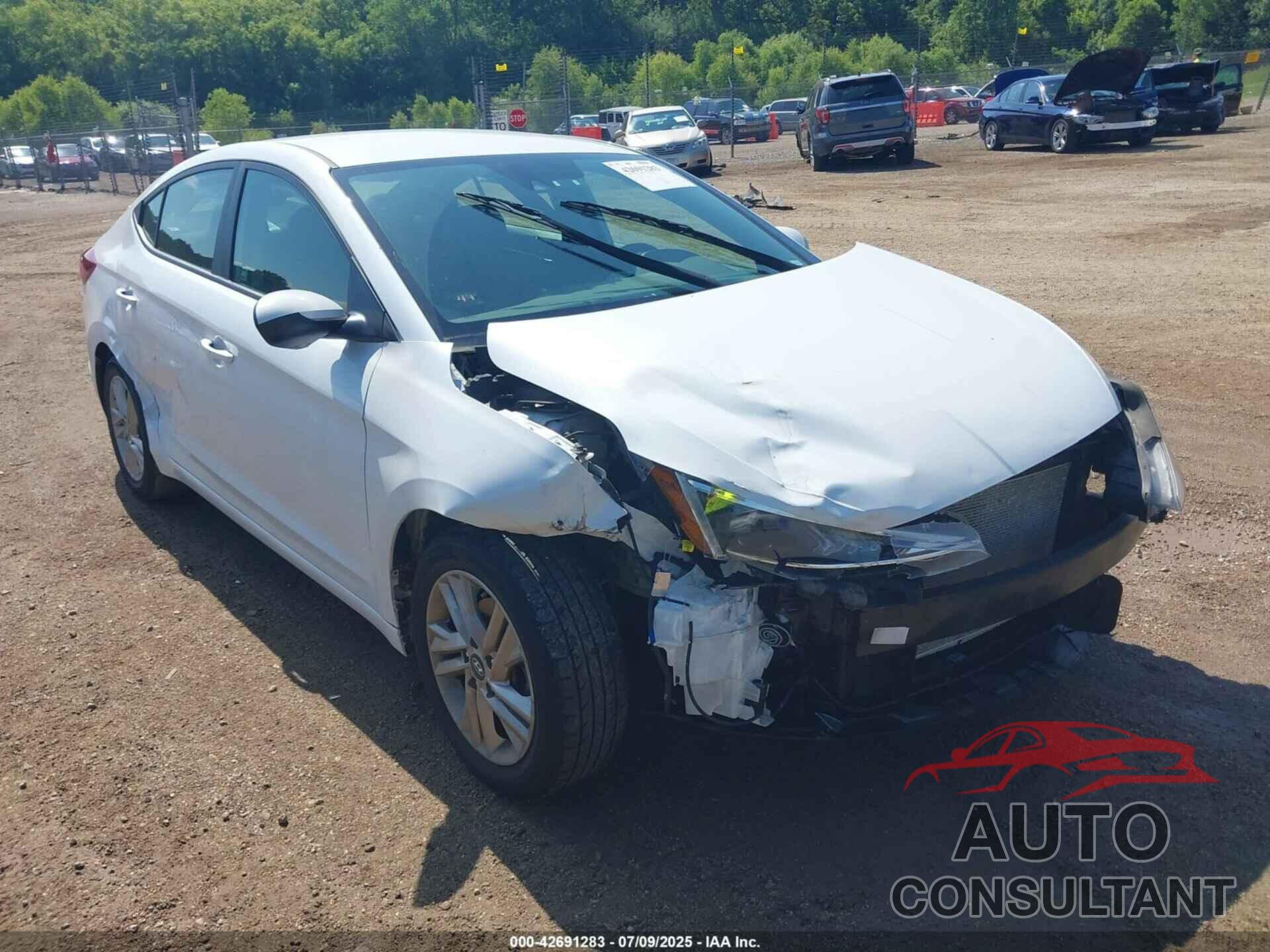 HYUNDAI ELANTRA 2020 - 5NPD84LF0LH560447