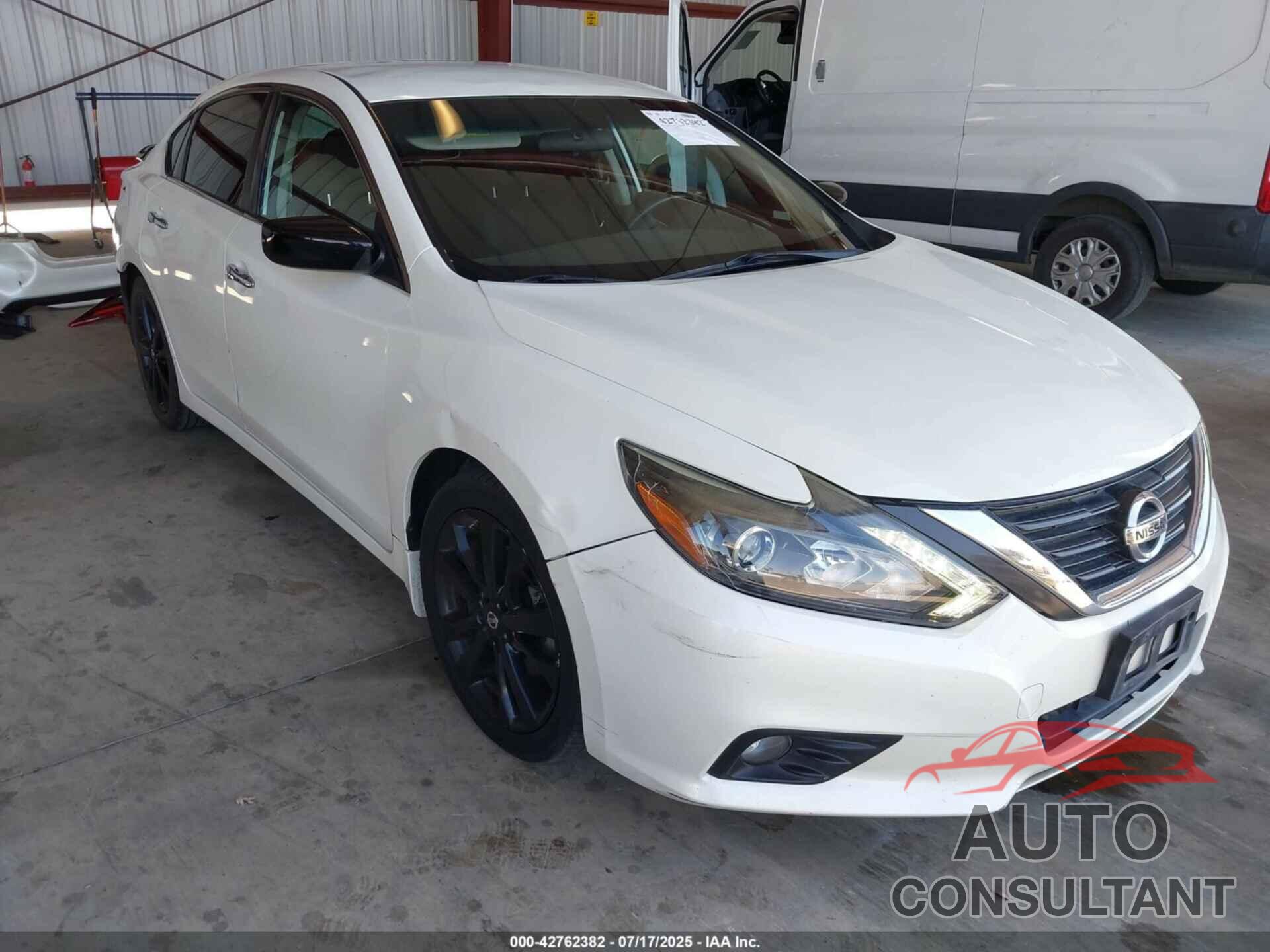 NISSAN ALTIMA 2017 - 1N4AL3AP7HC177069