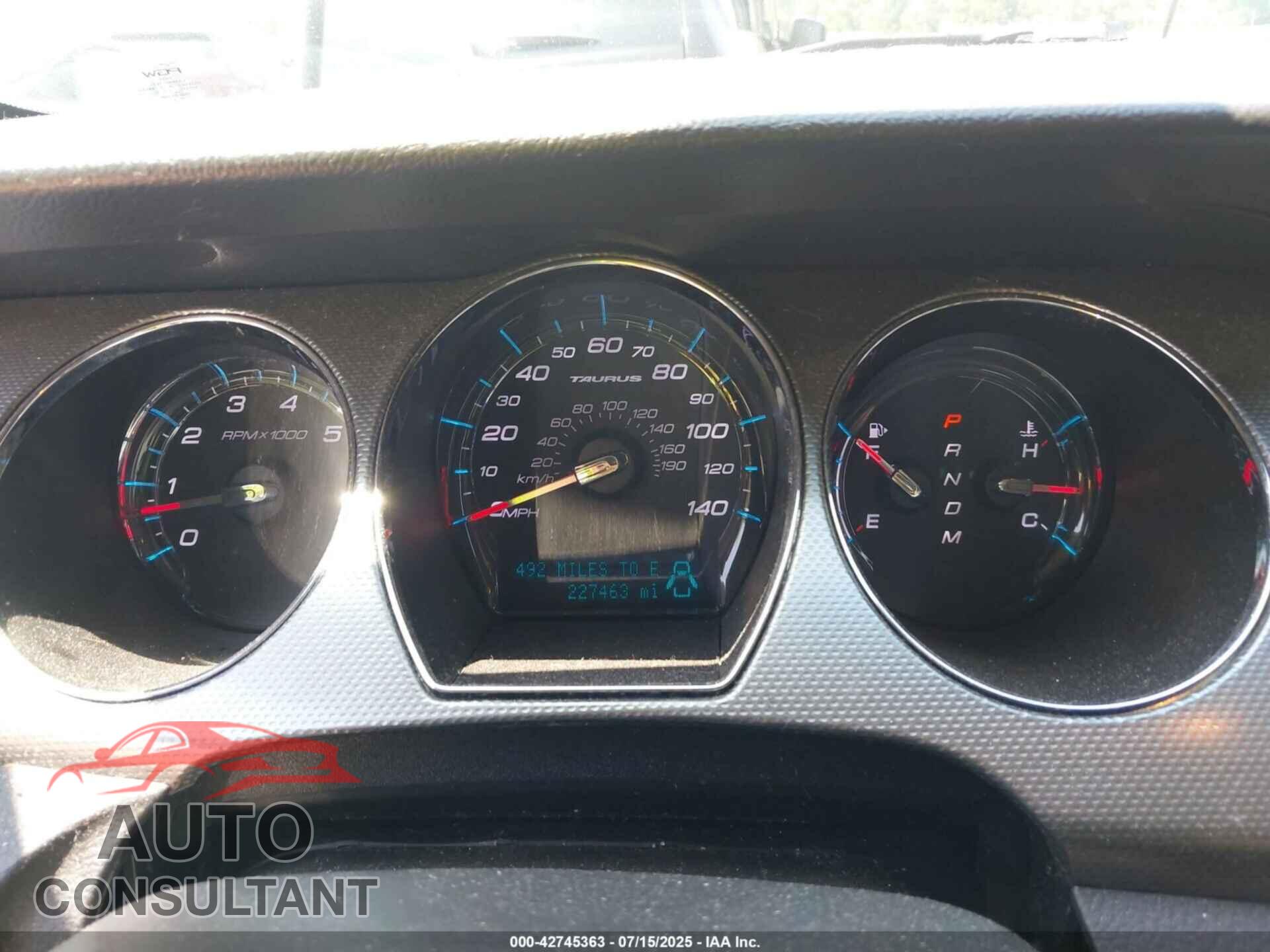 FORD TAURUS 2011 - 1FAHP2EW6BG161573
