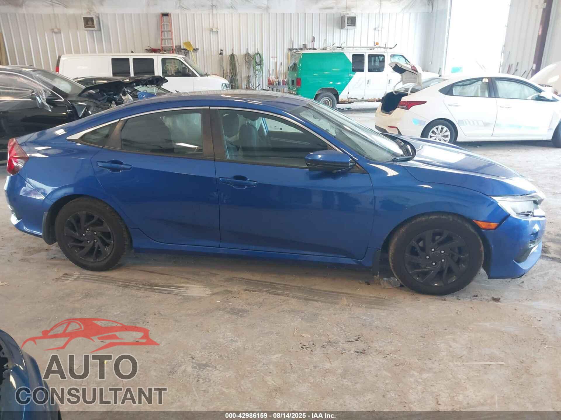 HONDA CIVIC 2017 - 19XFC2F76HE008057