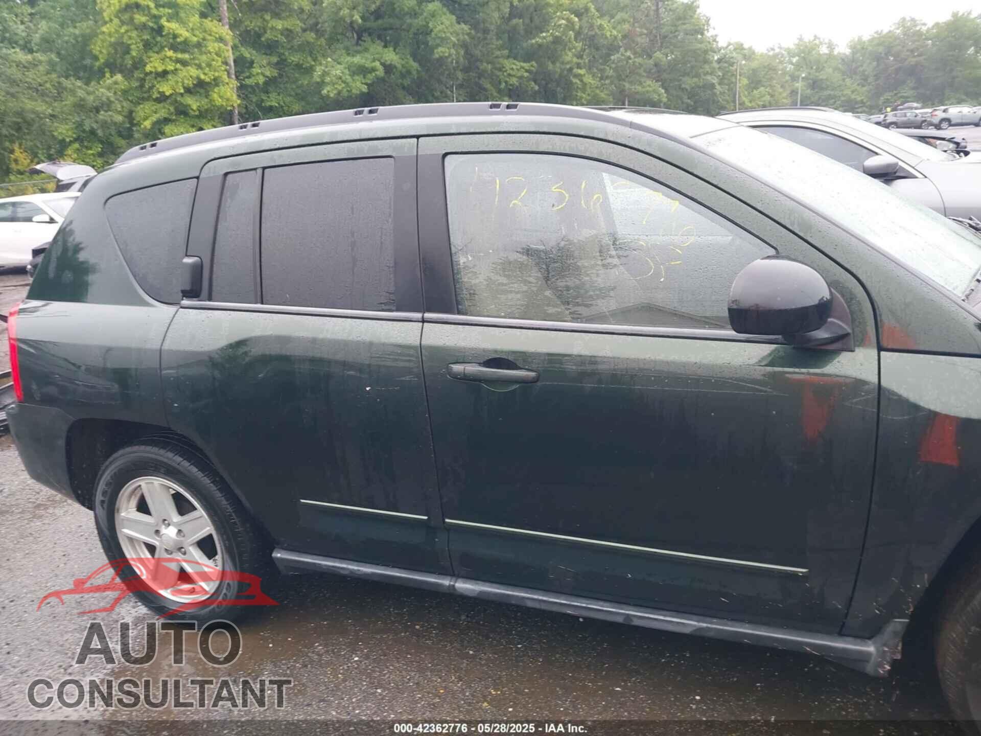 JEEP COMPASS 2010 - 1J4NT4FBXAD581475