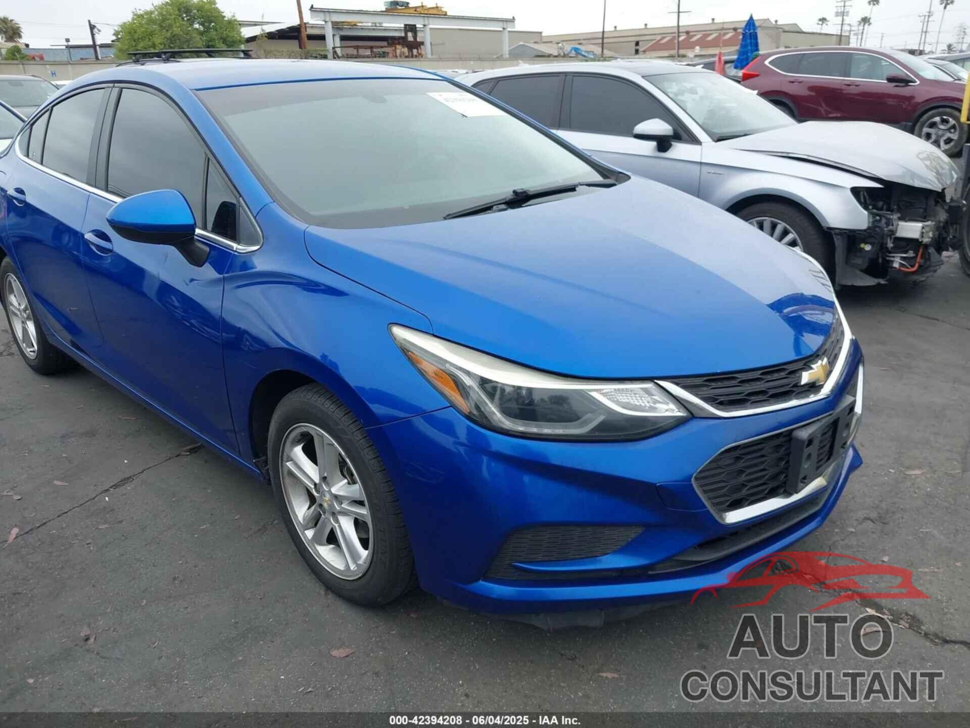 CHEVROLET CRUZE 2017 - 1G1BE5SM6H7202909