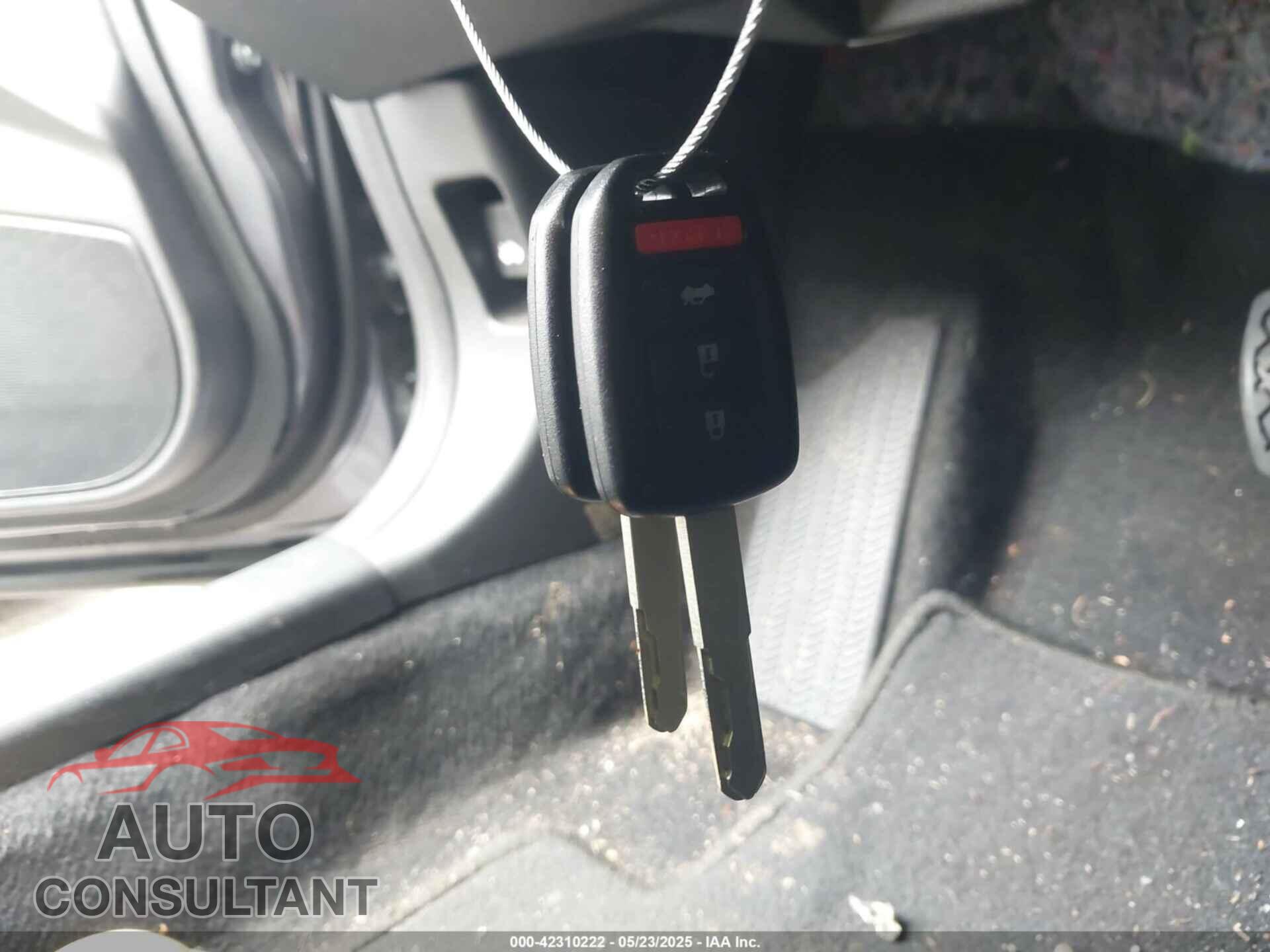 HONDA CIVIC 2019 - 2HGFC2F67KH606663