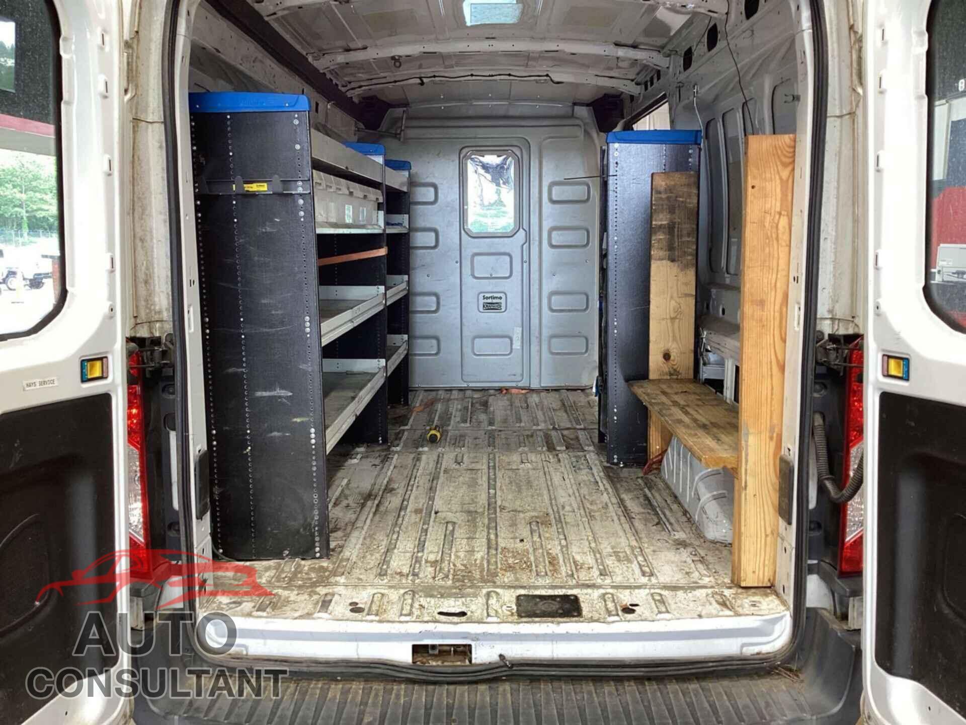 FORD TRANSIT 2016 - 1FTYR2CM6GKA05933