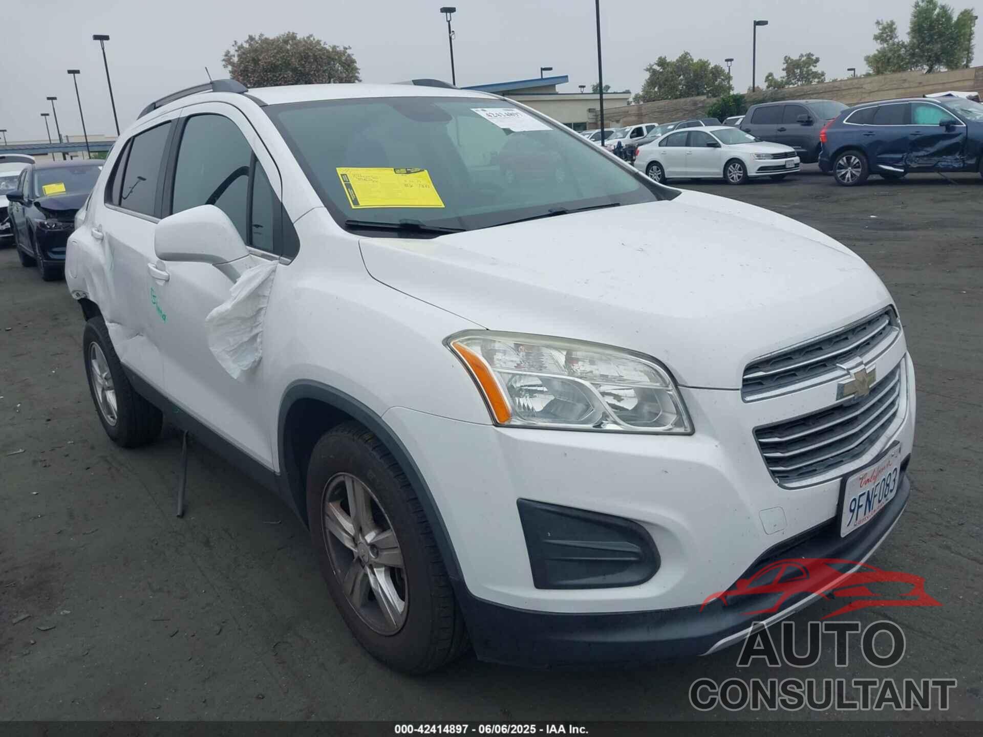 CHEVROLET TRAX 2016 - 3GNCJLSB0GL174830