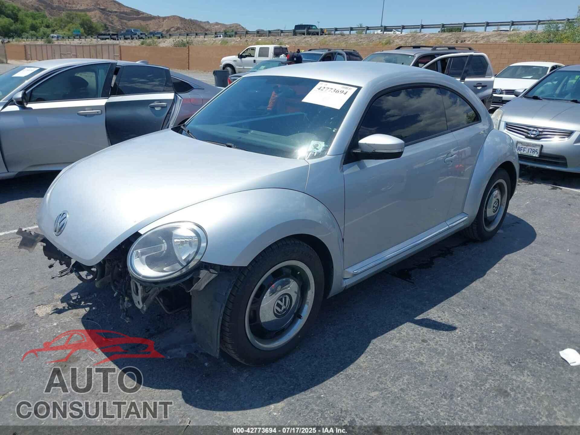 VOLKSWAGEN BEETLE 2012 - 3VWJP7AT2CM656877