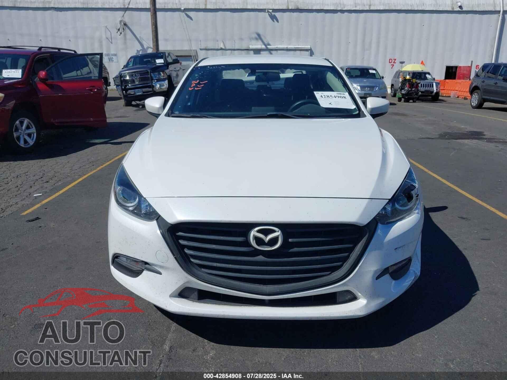 MAZDA MAZDA3 2017 - 3MZBN1U75HM112984