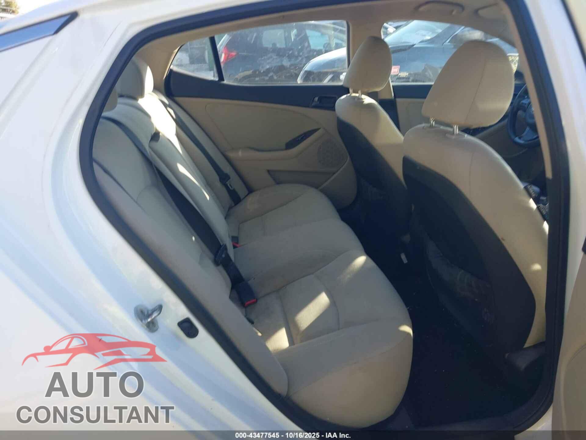 KIA OPTIMA 2015 - 5XXGM4A77FG376305