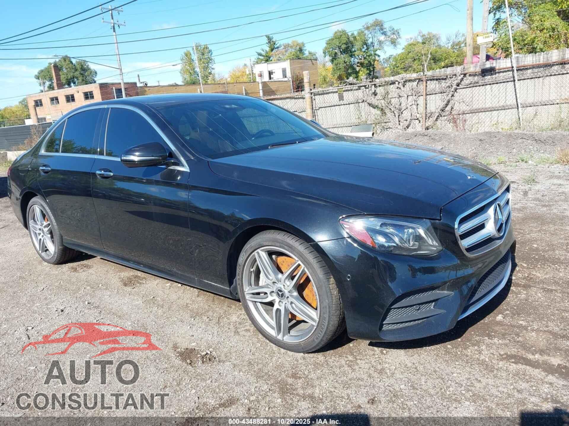 MERCEDES-BENZ E 300 2018 - WDDZF4KB3JA335105
