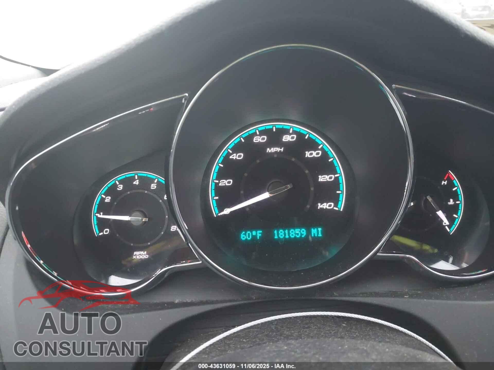 CHEVROLET MALIBU 2011 - 1G1ZC5E17BF203473