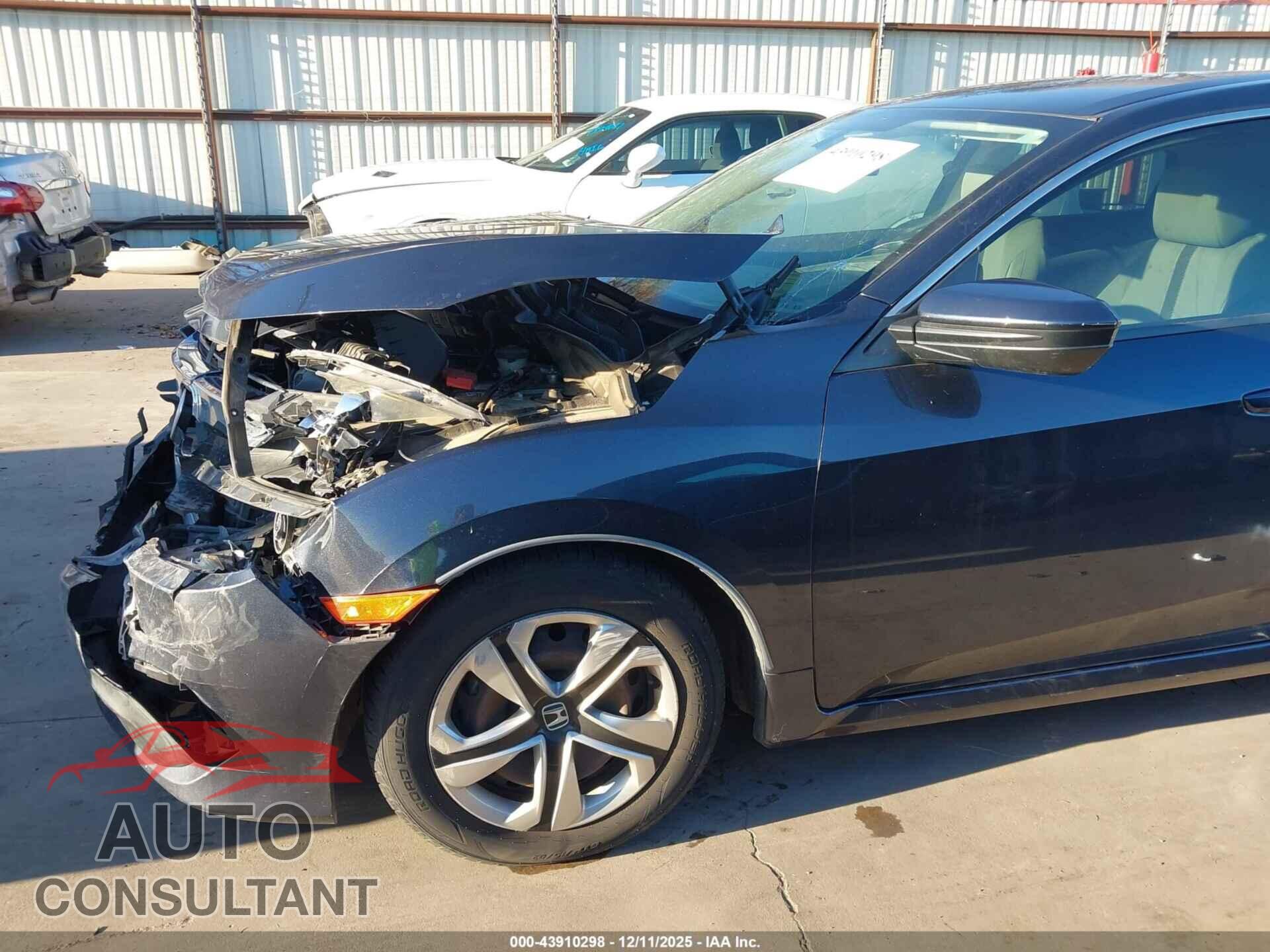 HONDA CIVIC 2018 - 19XFC2F55JE012024