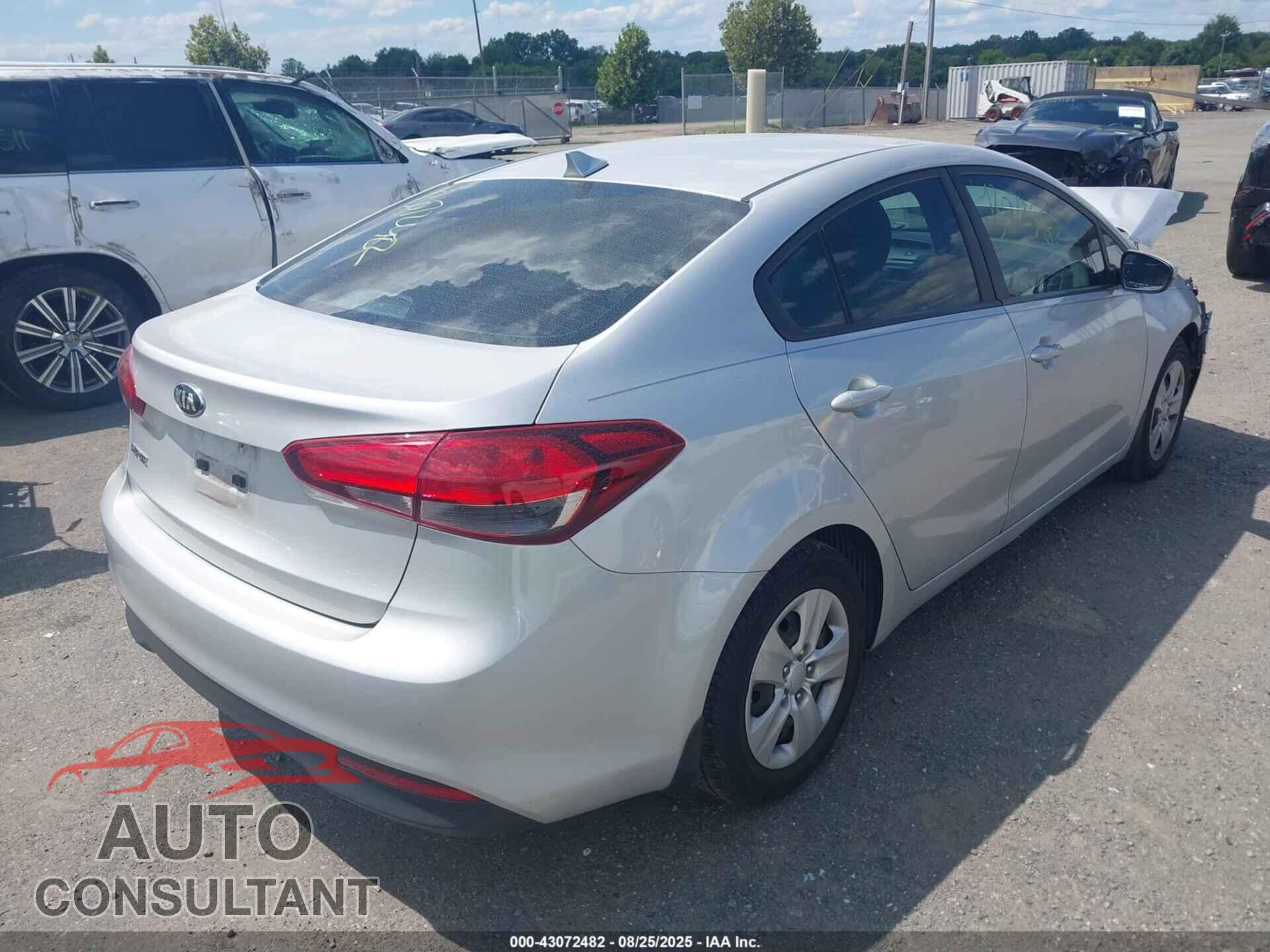 KIA FORTE 2017 - 3KPFK4A77HE047925
