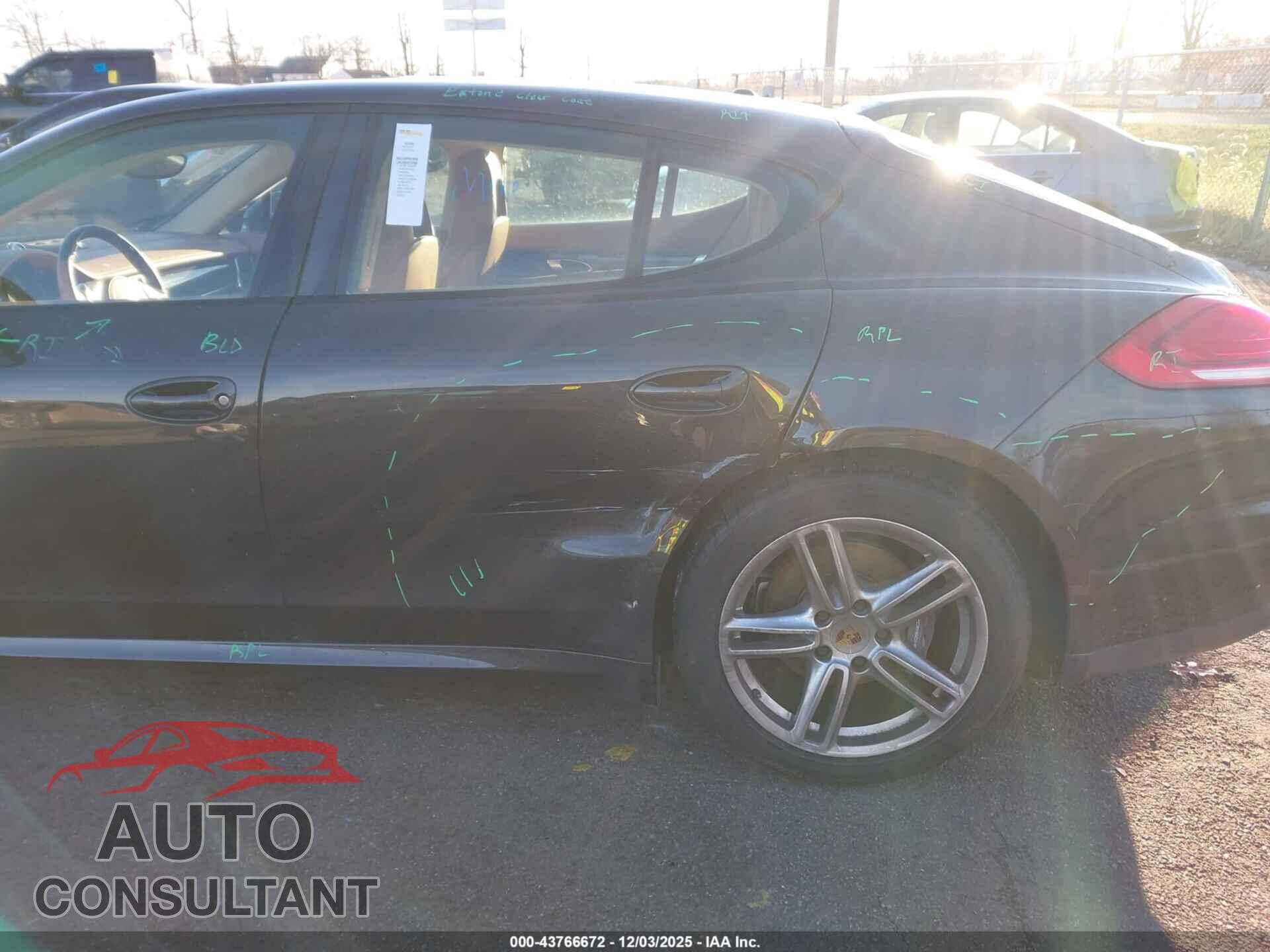 PORSCHE PANAMERA 2014 - WP0AA2A70EL012597
