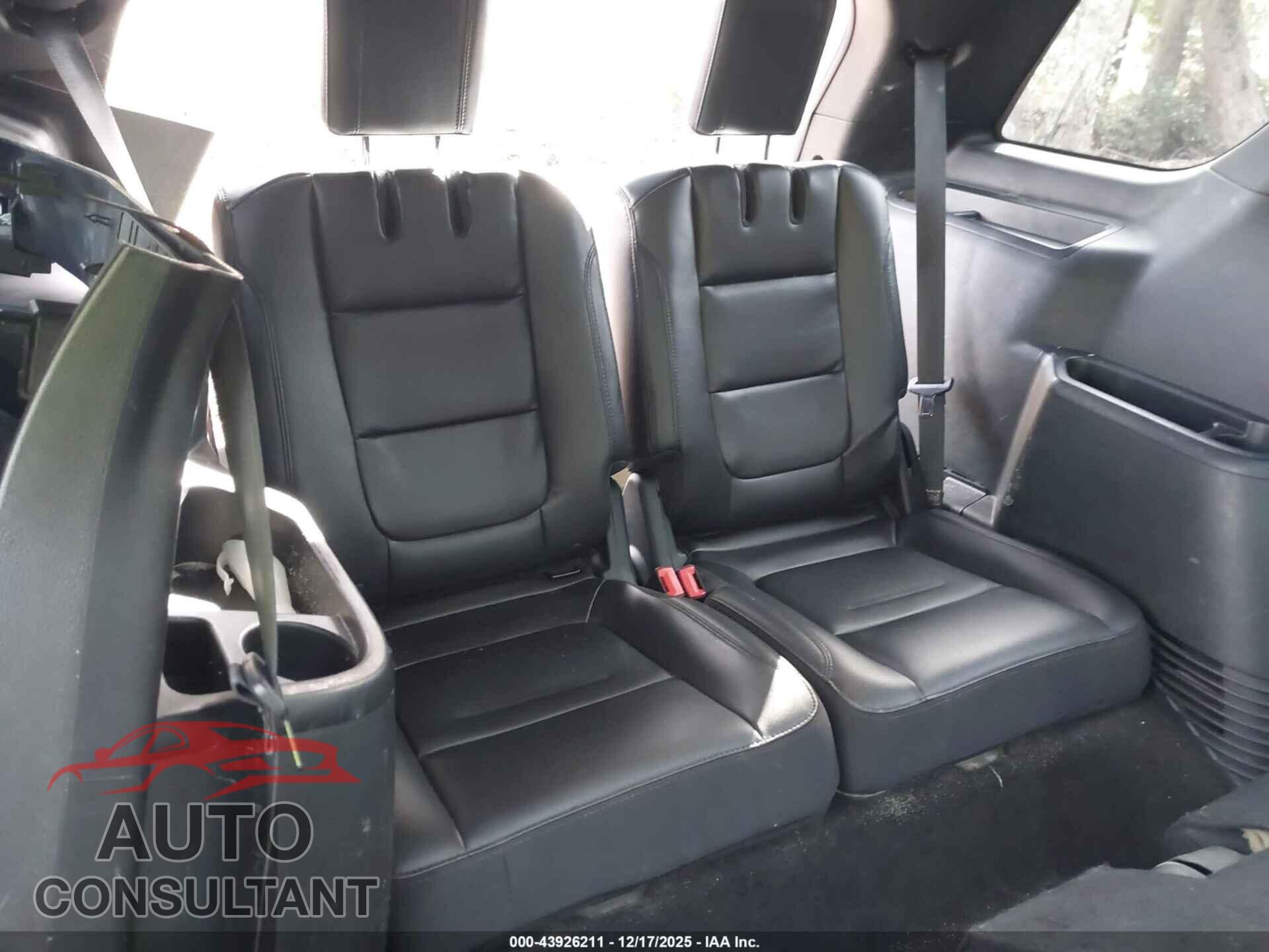 FORD EXPLORER 2018 - 1FM5K8DH3JGB01911