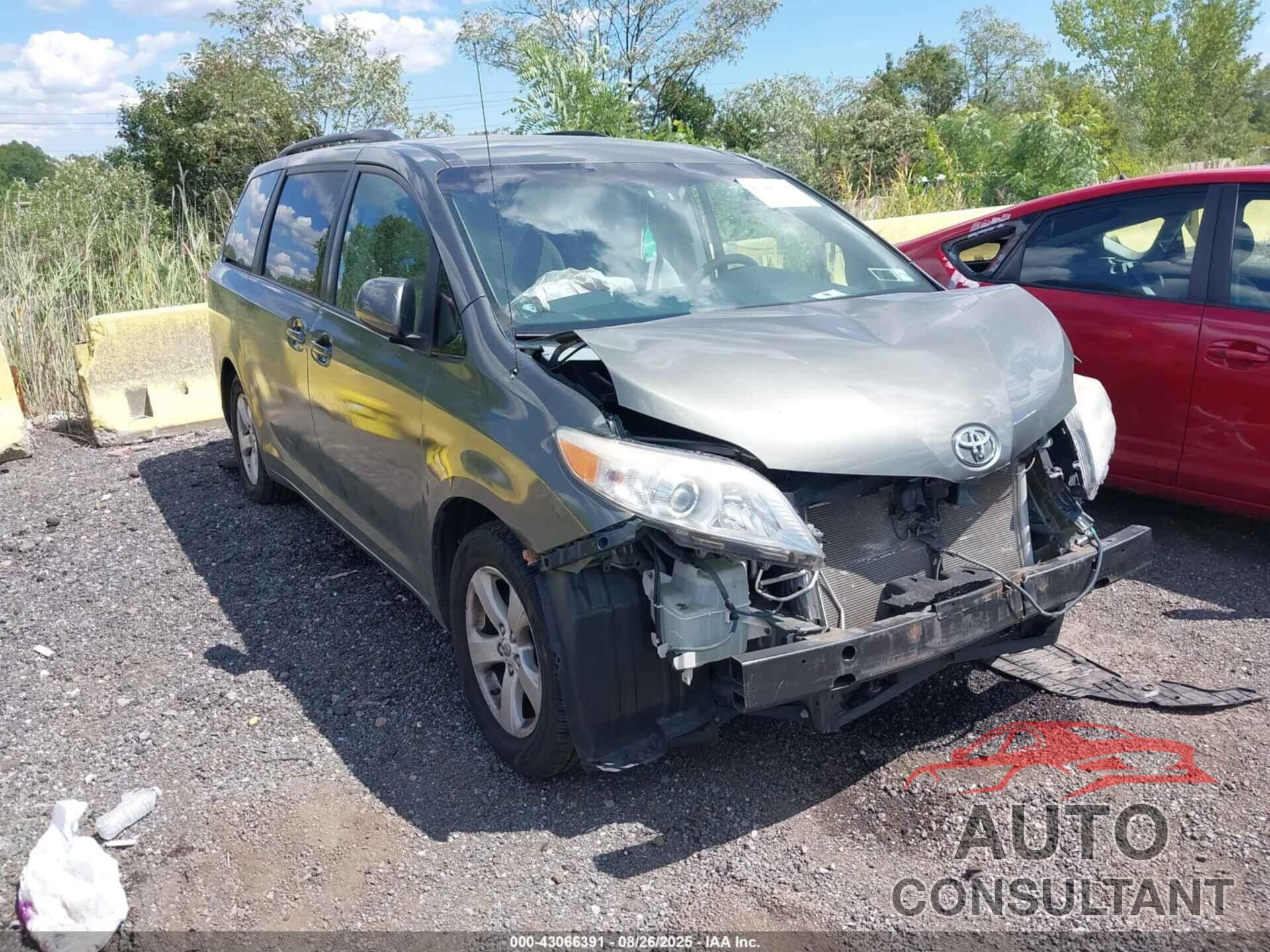 TOYOTA SIENNA 2012 - 5TDKK3DC8CS230976